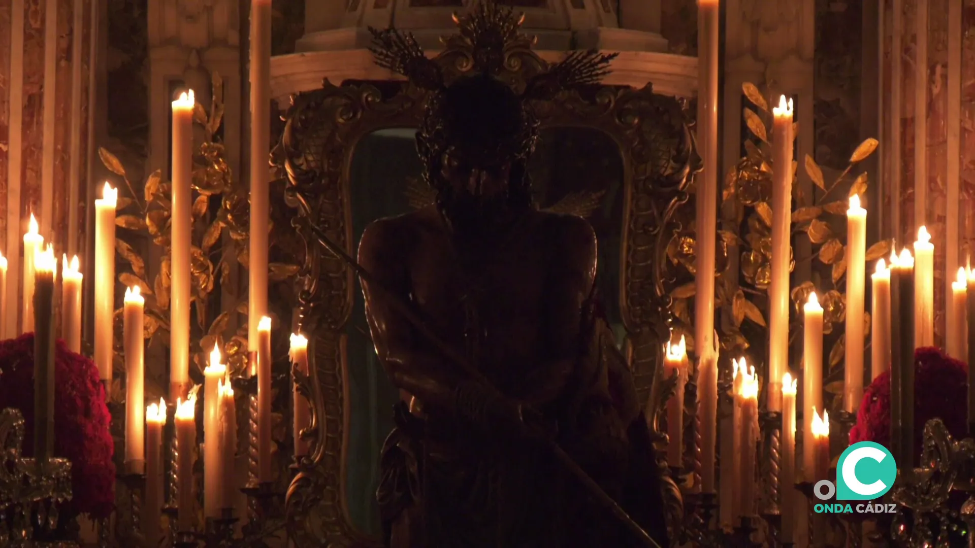 Detalle del Cristo titular del templo de la calle Ancha