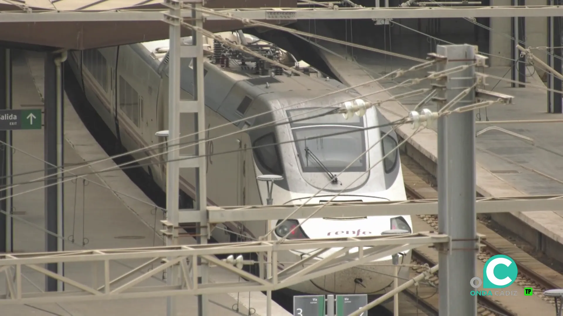 Tren a su llegada a la estación de Cádiz en una imagen de archivo