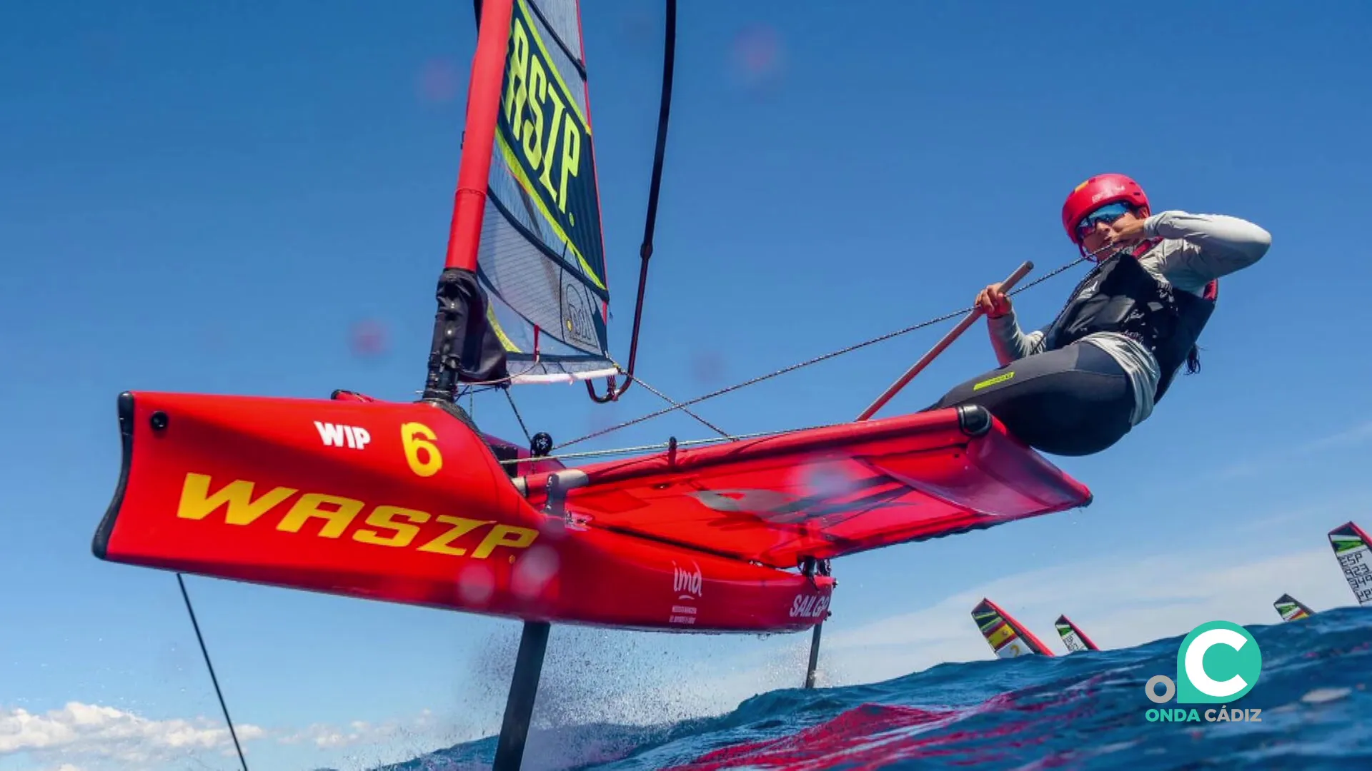 La regatista gaditana en plena acción en la cita en aguas catalanas