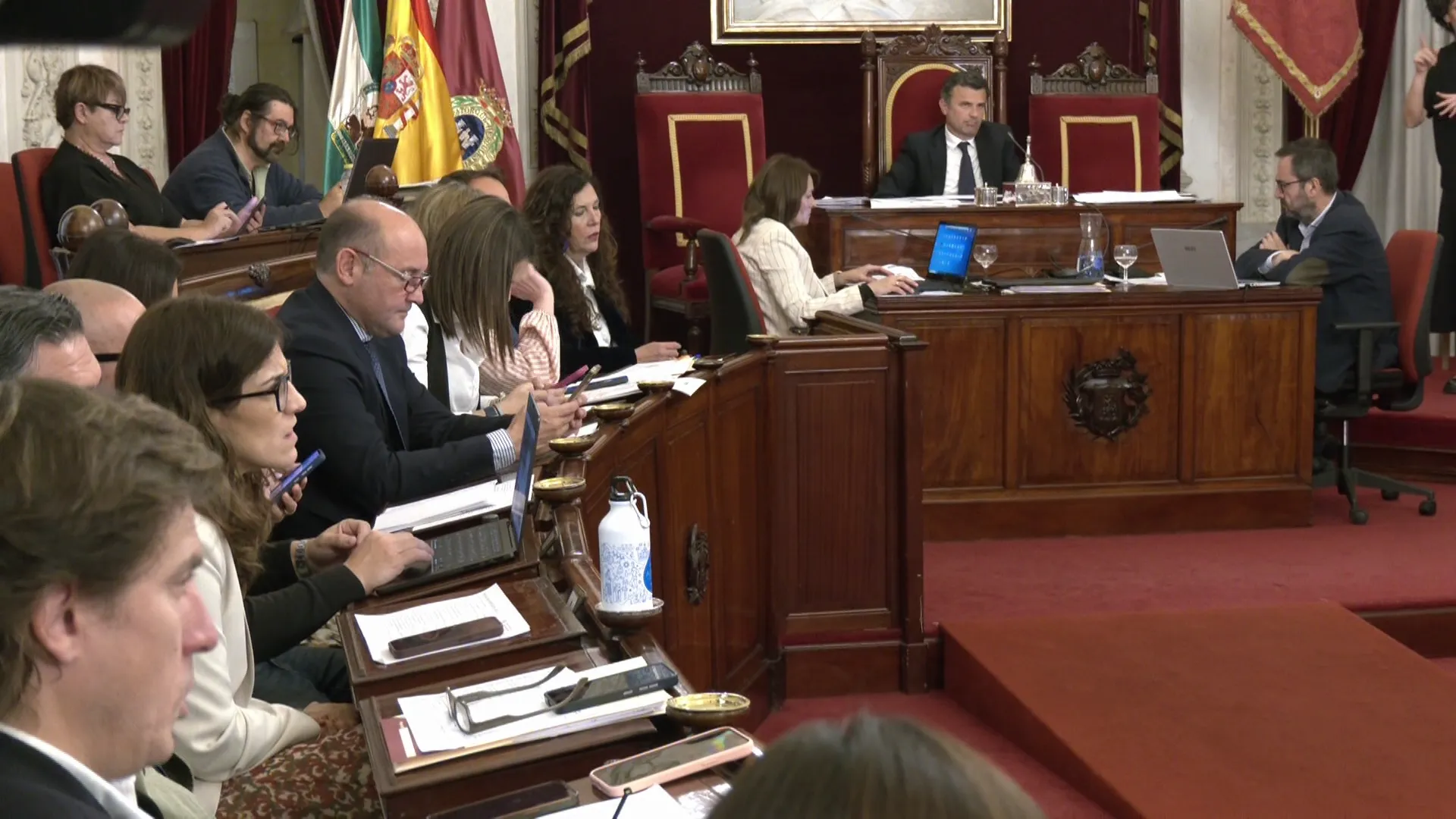 Un momento del debate celebrado durante este jueves en el Ayuntamiento