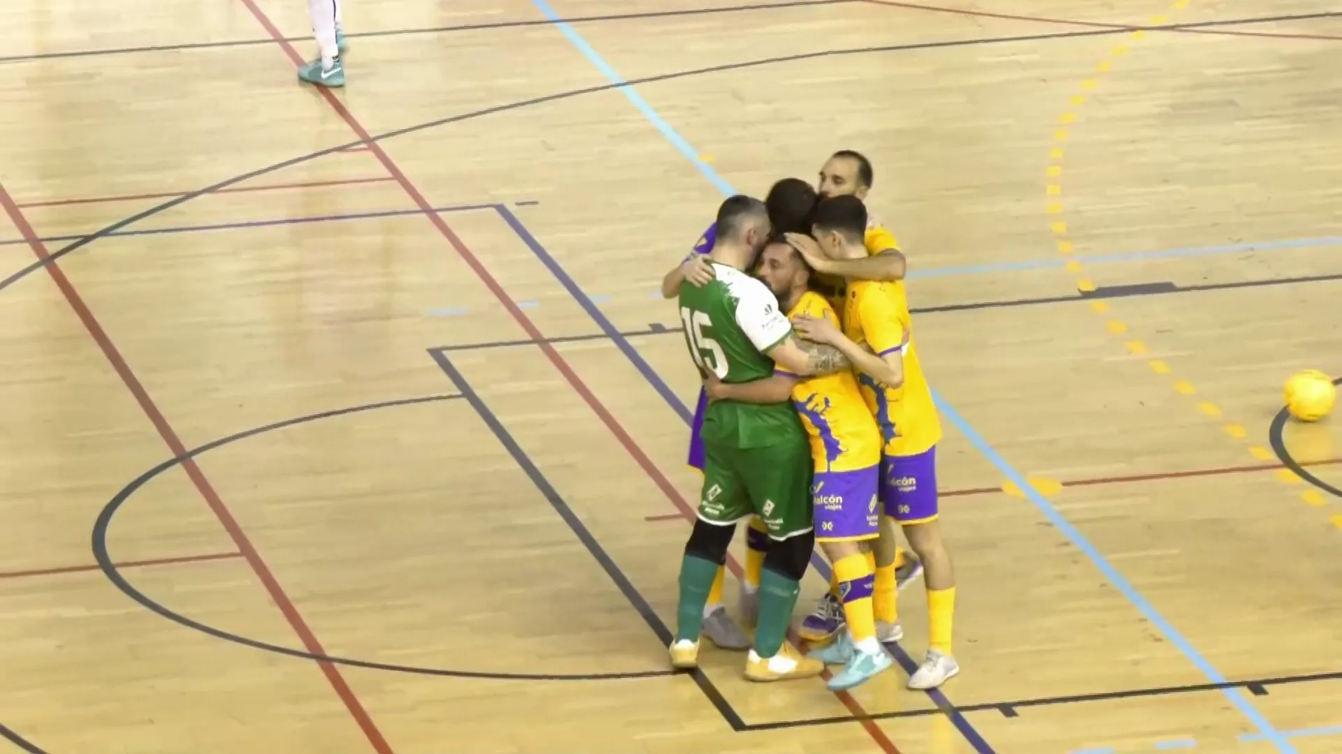 Los jugadores gaditanos quieren darse una alegría en su adios en el pabellón Ciudad de Cádiz