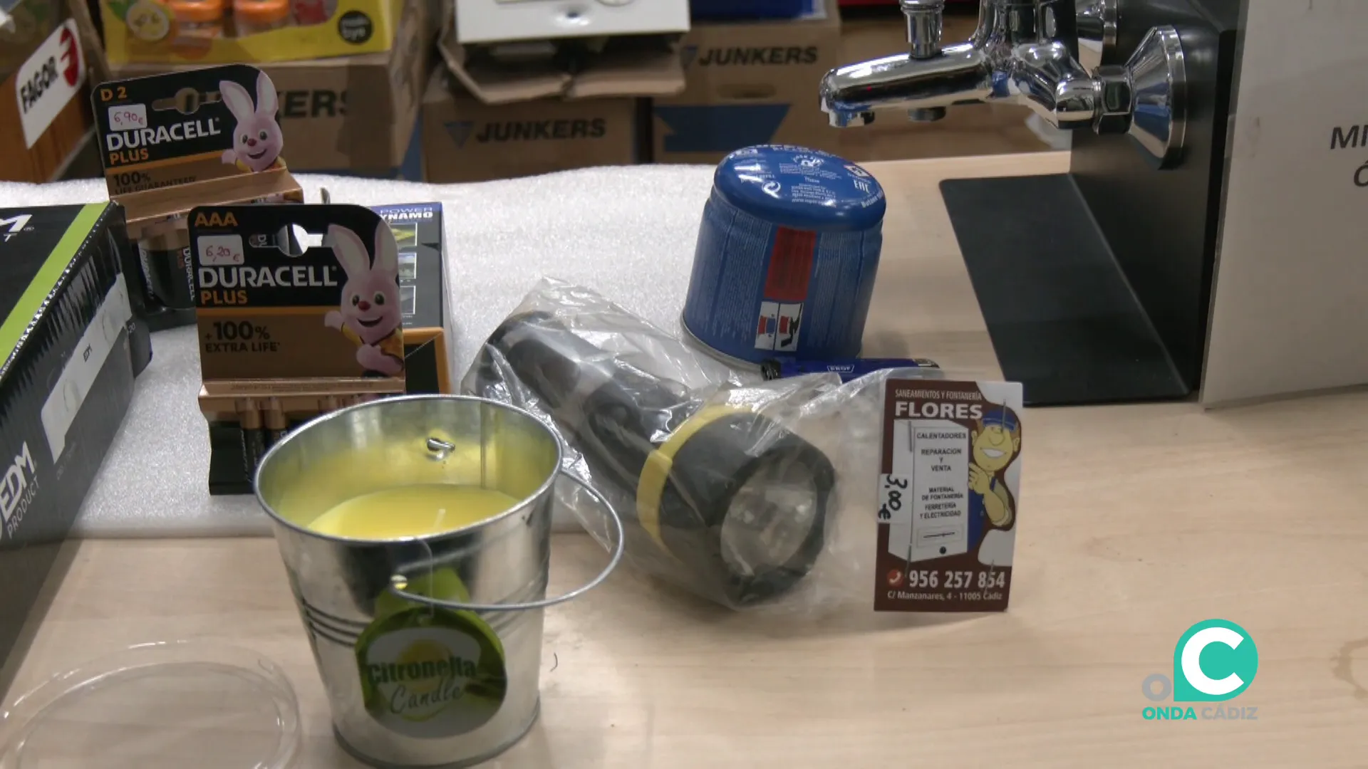 Algunos de los elementos recomendados para situaciones de emergencia