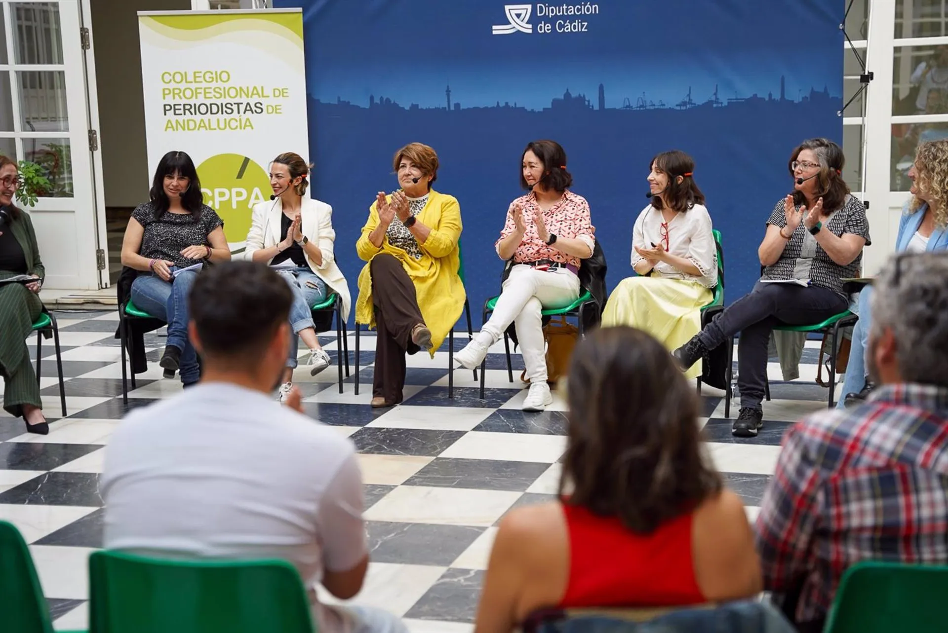 Un momento del encuentro en el Palacio Provincial 