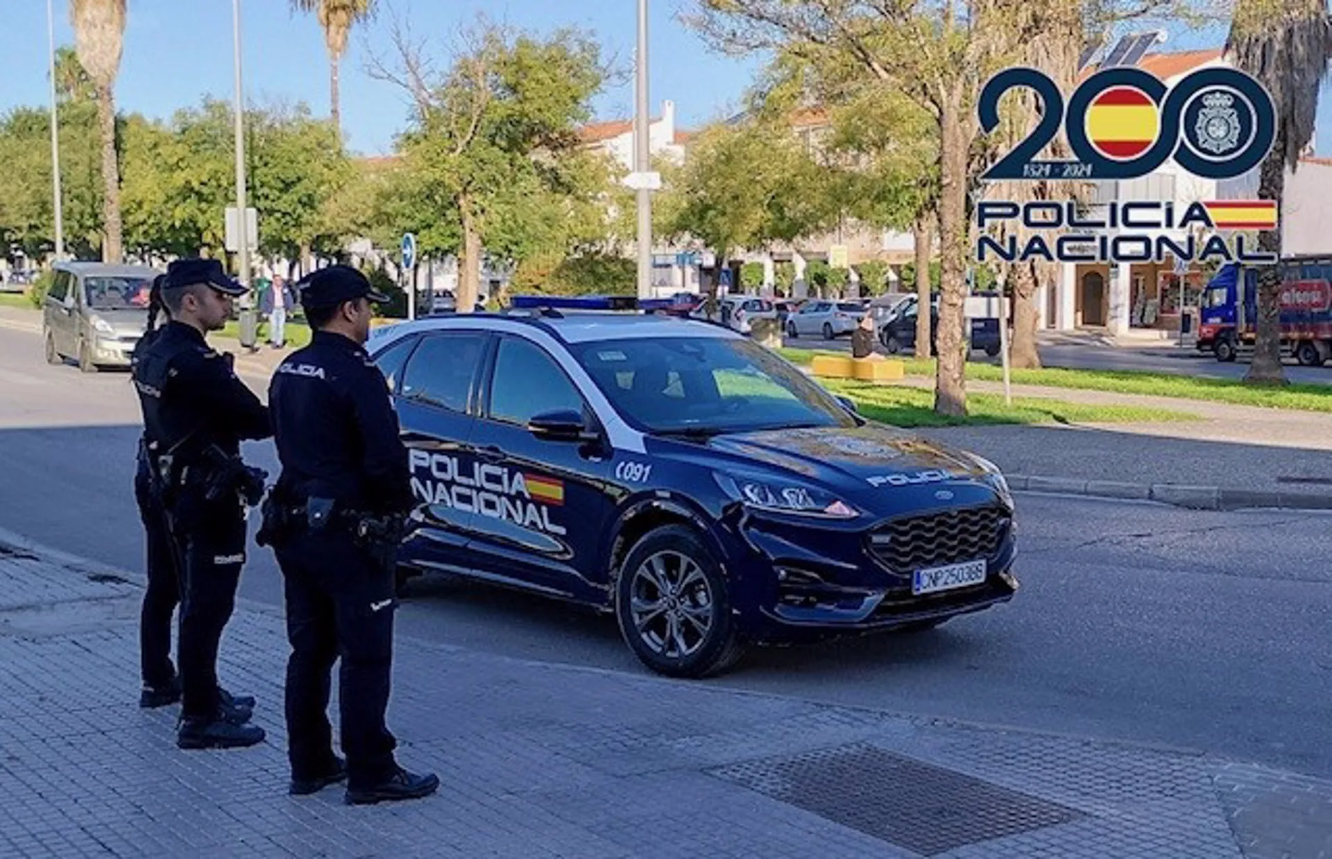 Agentes de la policía nacional patrullan en Jerez en una imagen de archivo