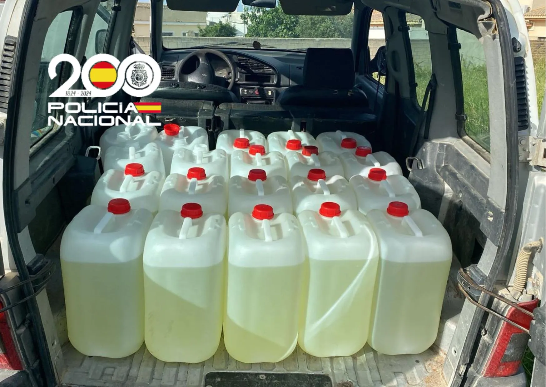 Incautadas 1.450 litros de gasolina destinado al suministro de narcolanchas.