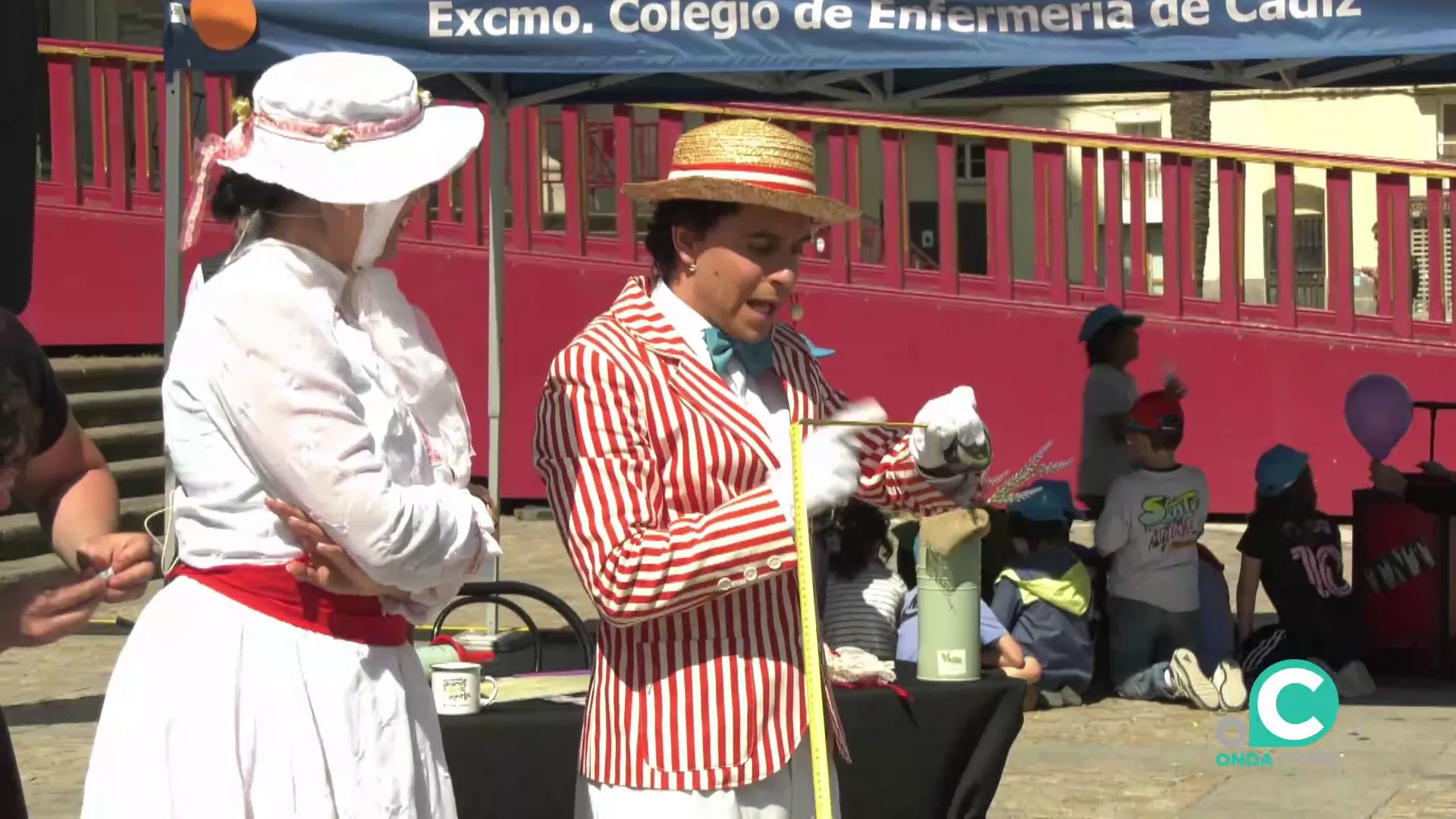 Alguna de las actividades efectuadas este lunes en la capital gaditana