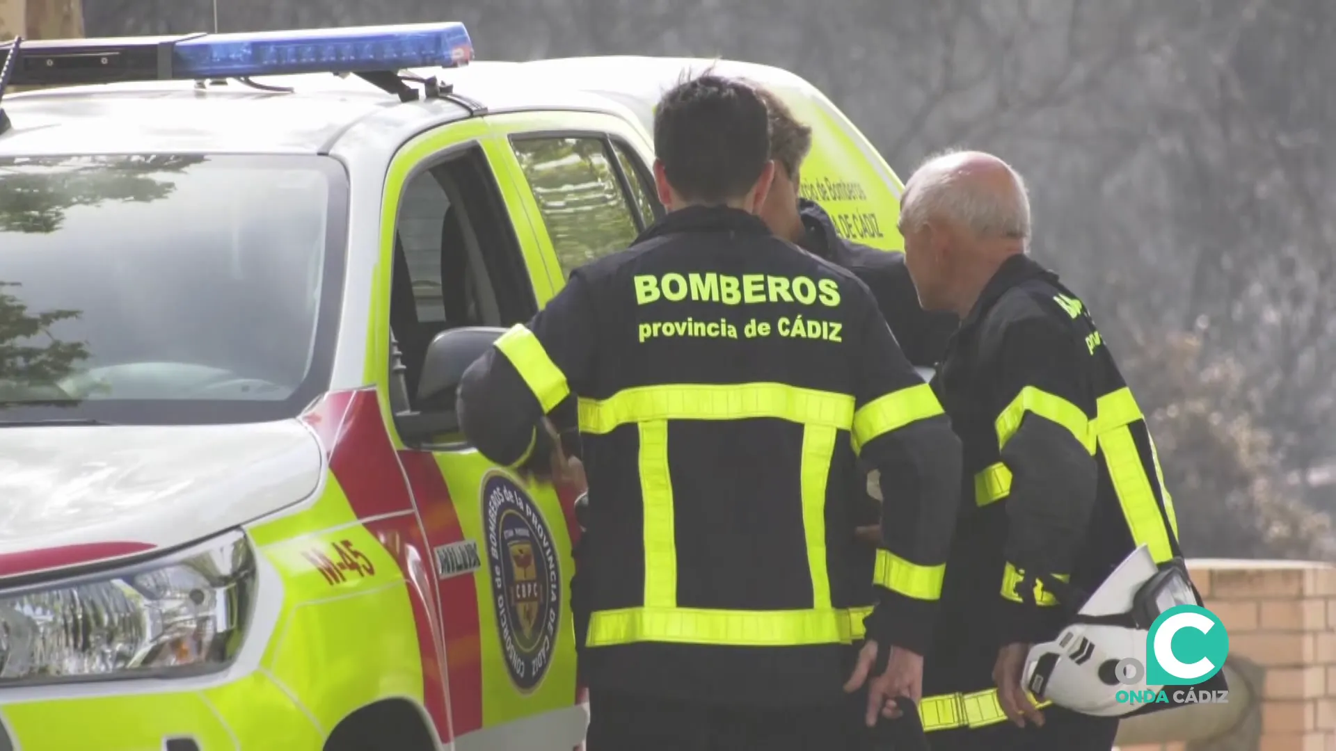 Bomberos en el incendio de Las Canteras de 2023