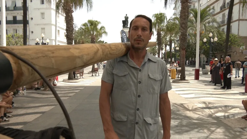 Cádiz en Danza comienza este lunes con el programa de mediación y continúa con los espectáculos en espacios públicos y en la Lechera.