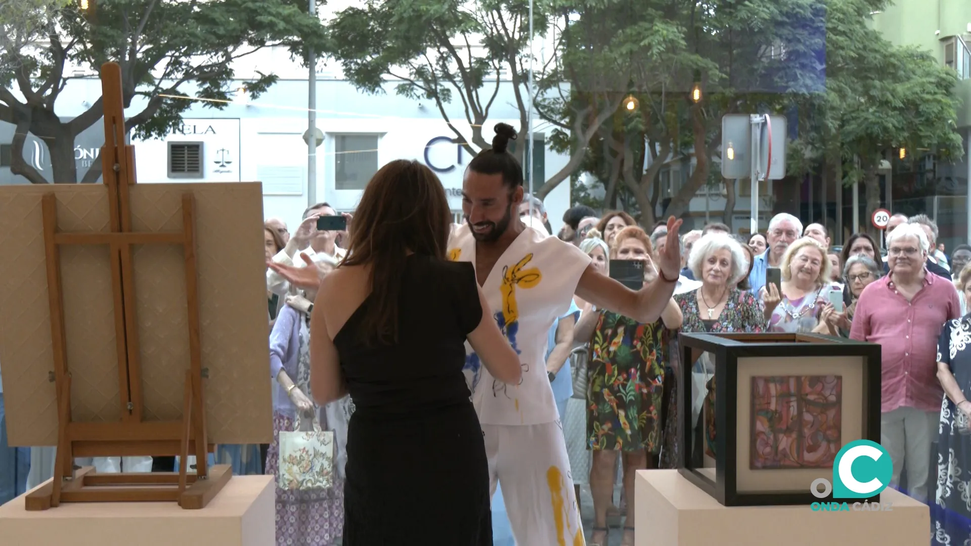 Belén González y Eduardo Guerrero en un momento de la performance.