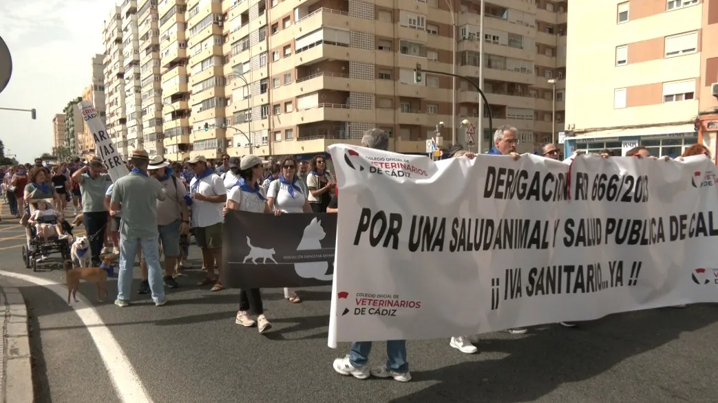 El Colegio de Veterinarios se moviliza en defensa de su criterio profesional.