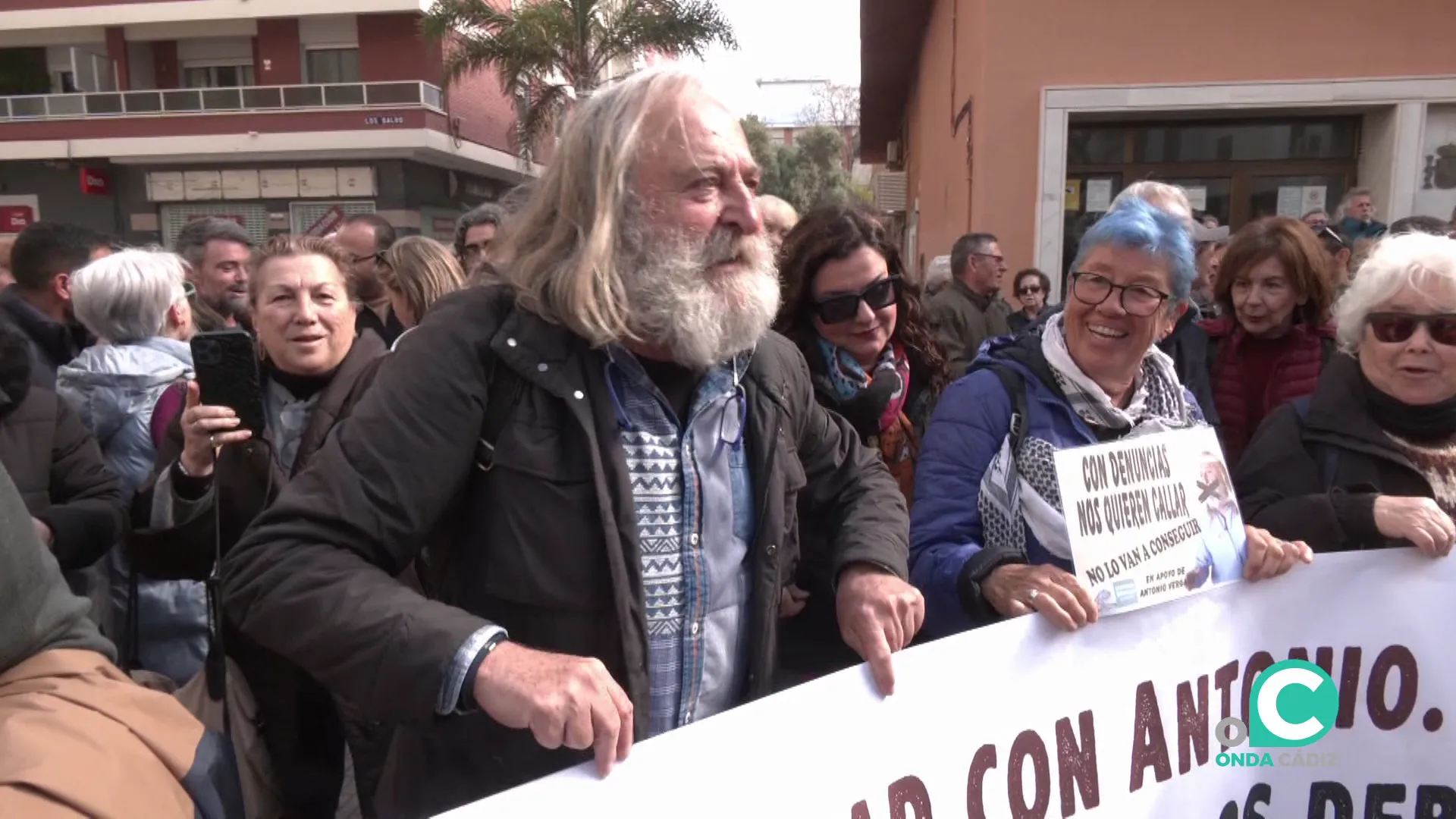 El activista junto a una de las movilizaciones en una imagen de archivo