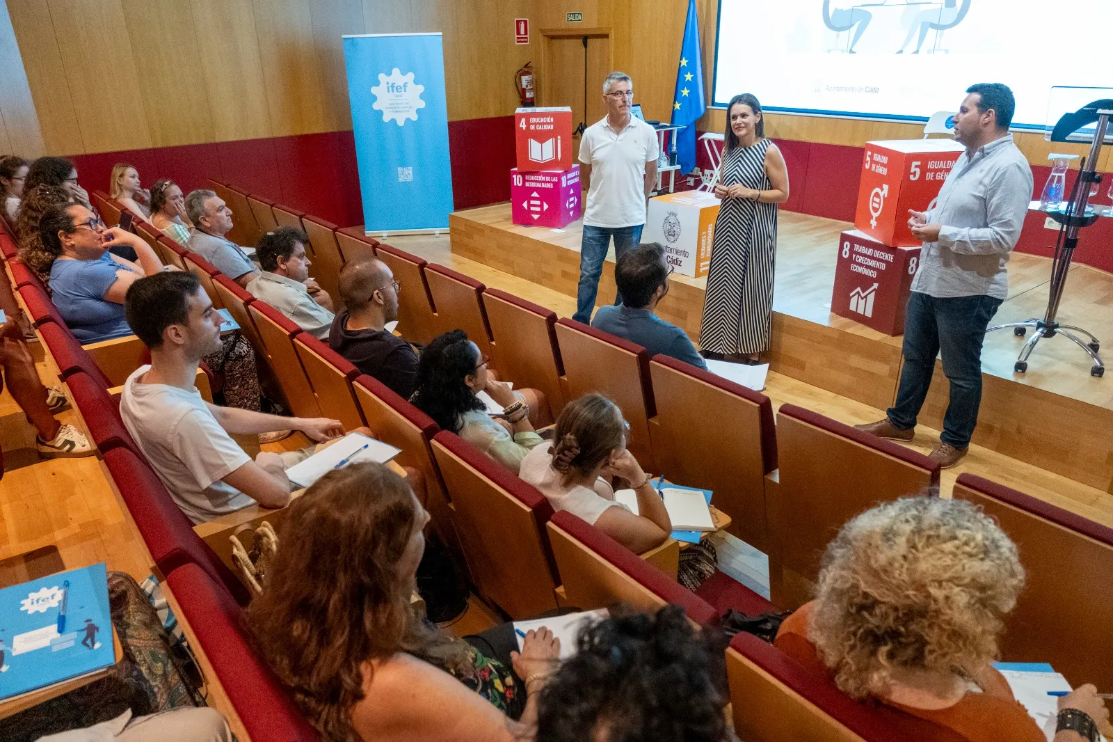 Inauguración de la Escuela de Verano del IFEF. 