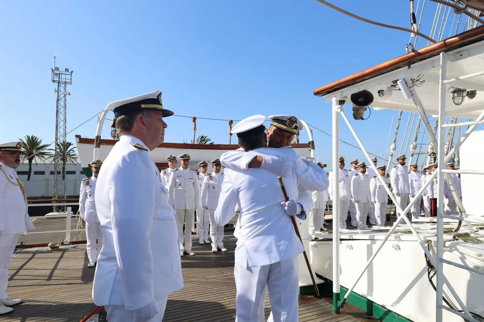 Un momento del acto castrense celebrado en la Base Naval de la Carraca