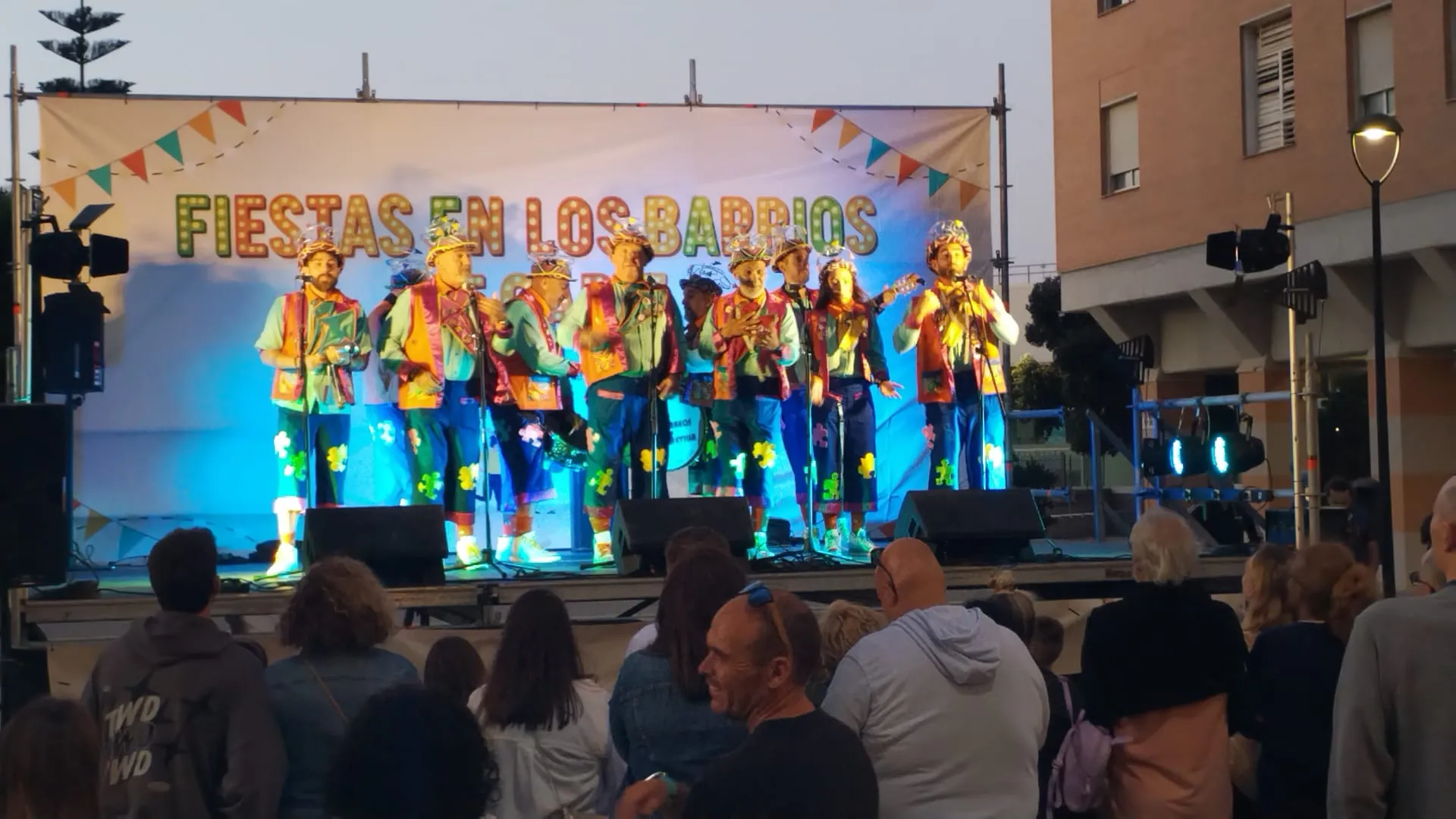 Astilleros vive la segunda entrega de 'Fiestas en los barrios de Cádiz'.