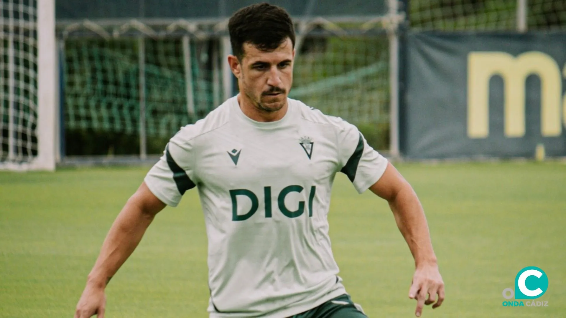 Matos durante una sesión de entrenamiento (Foto: Cádiz CF)