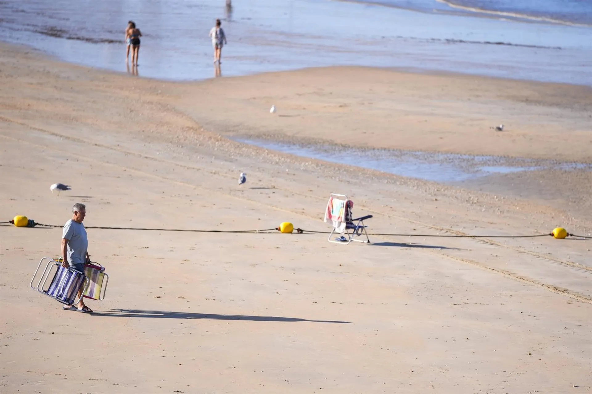 Vista de una playa de Cádiz, en una imagen de archivo.