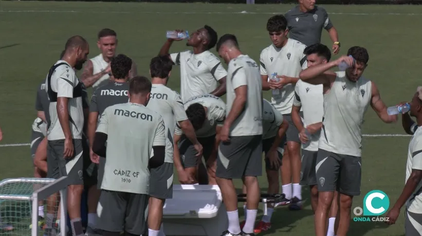 David Gil ha sido el único ausente de los jugadores con contrato en vigor 