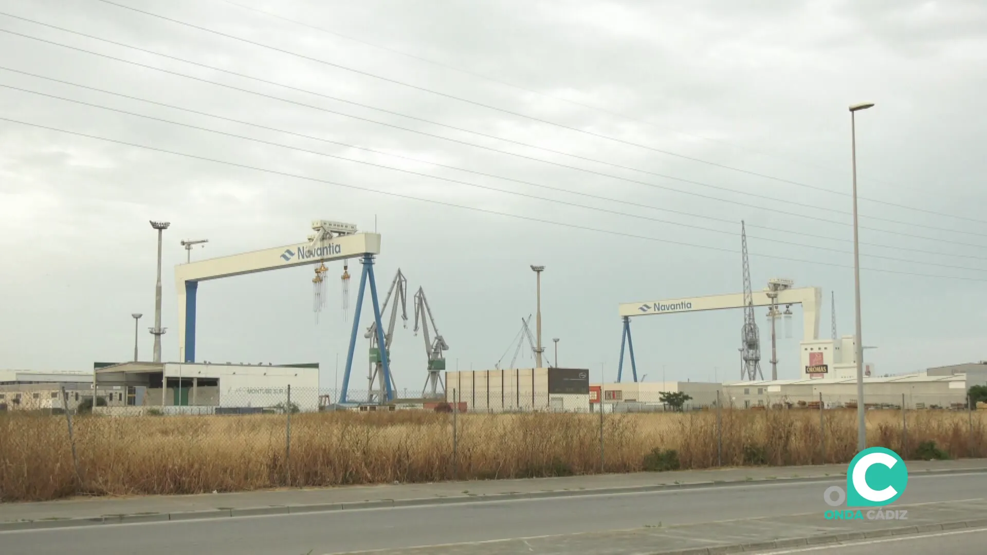 Imagen de la factoria de astilleros en Puerto Real