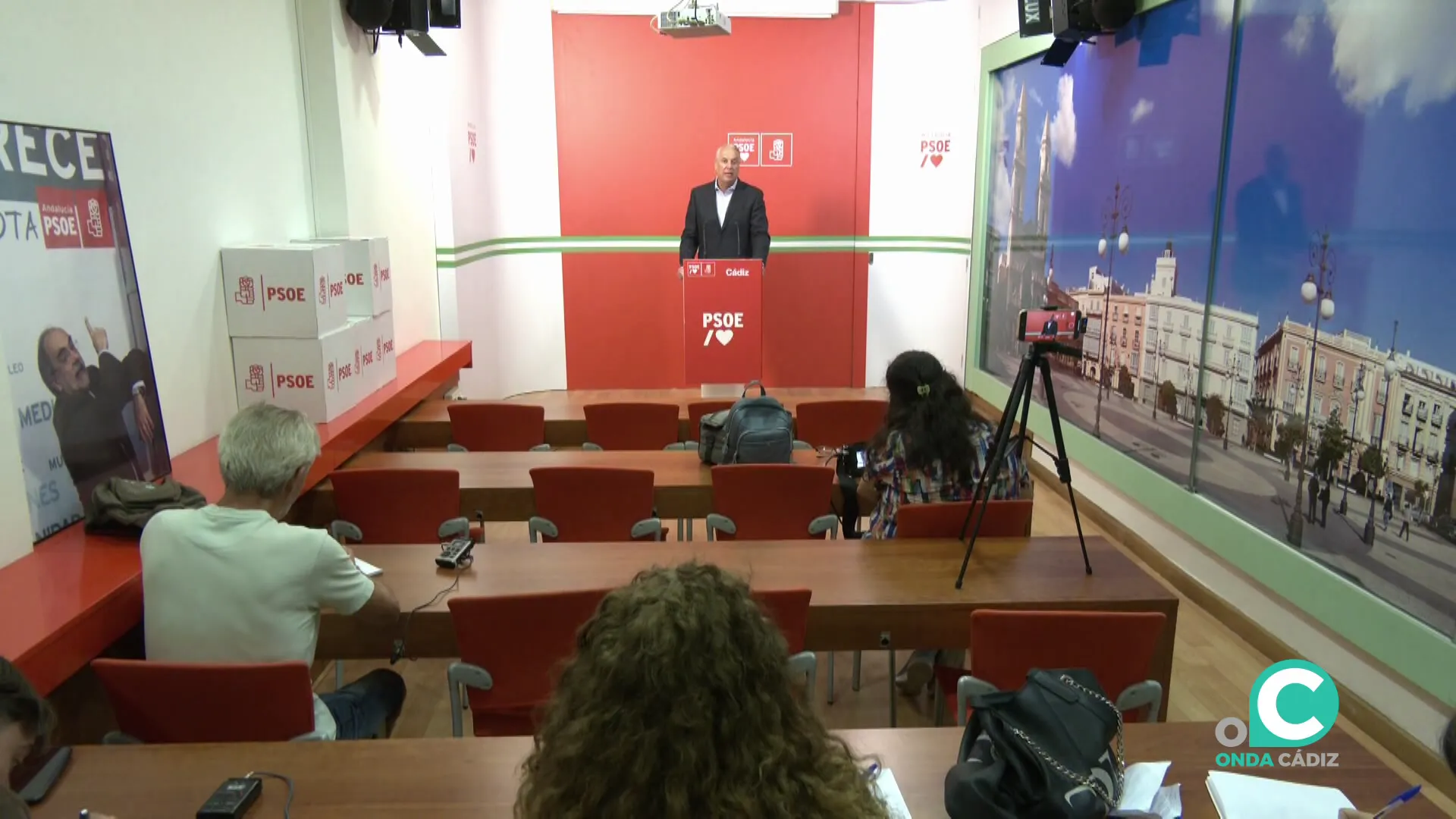 Un momento de la rueda de prensa de este lunes