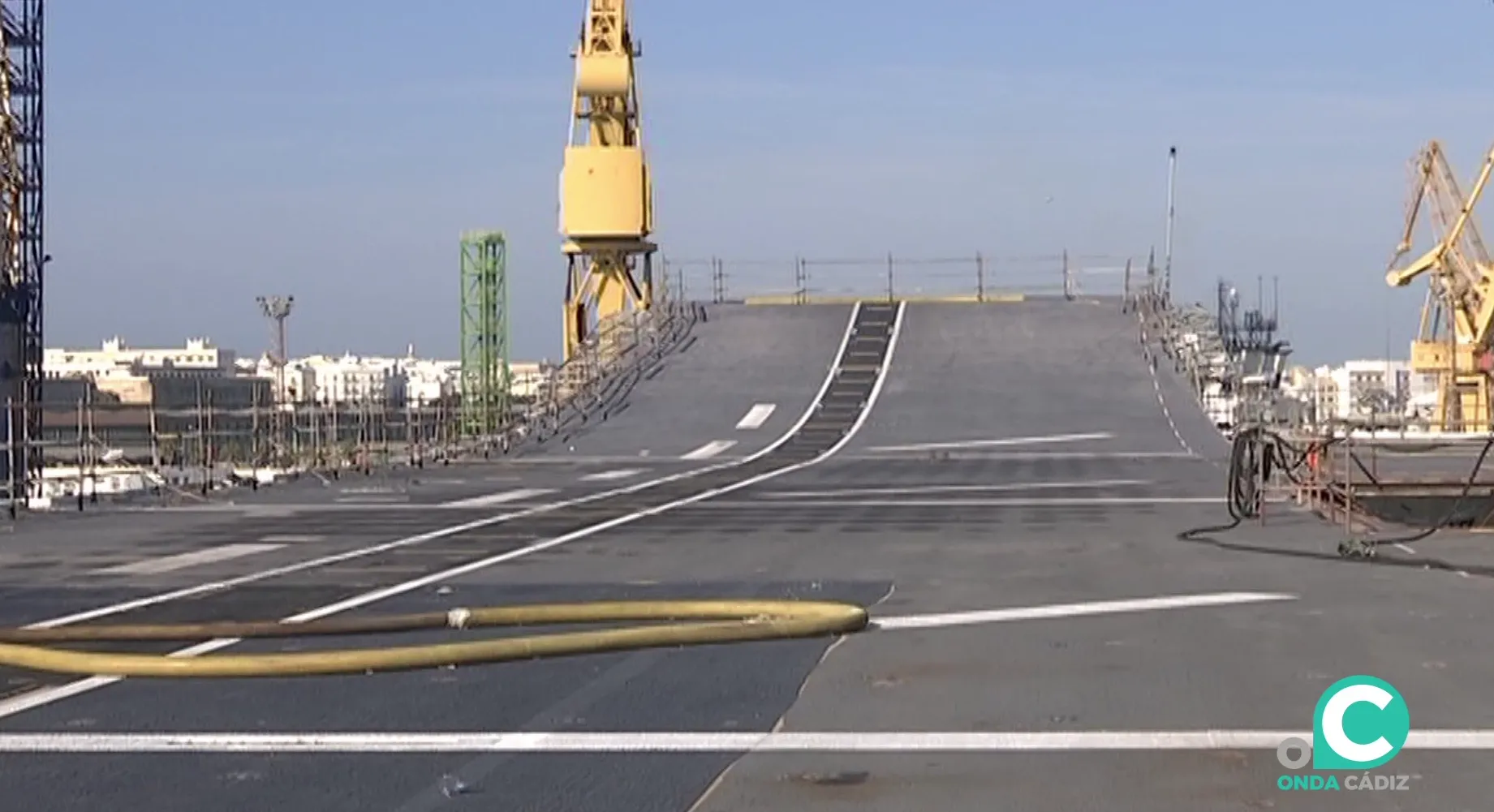 El emblemático portaeronaves del ejército español volverá a las factorías de la Bahía