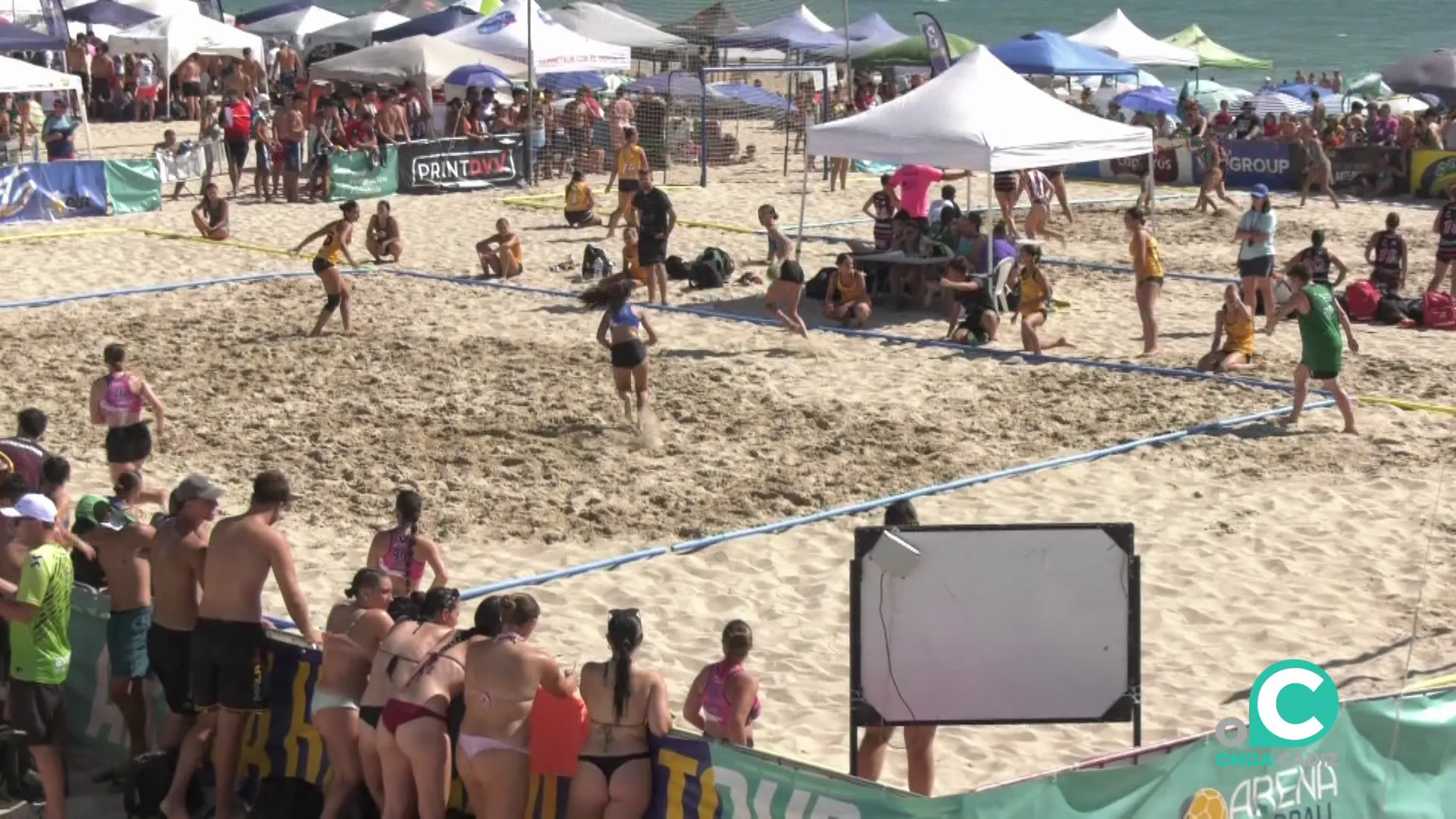 Con gran interés del público se siguieron las citas competitivas en sus distintos escanerarios en la capital gaditana