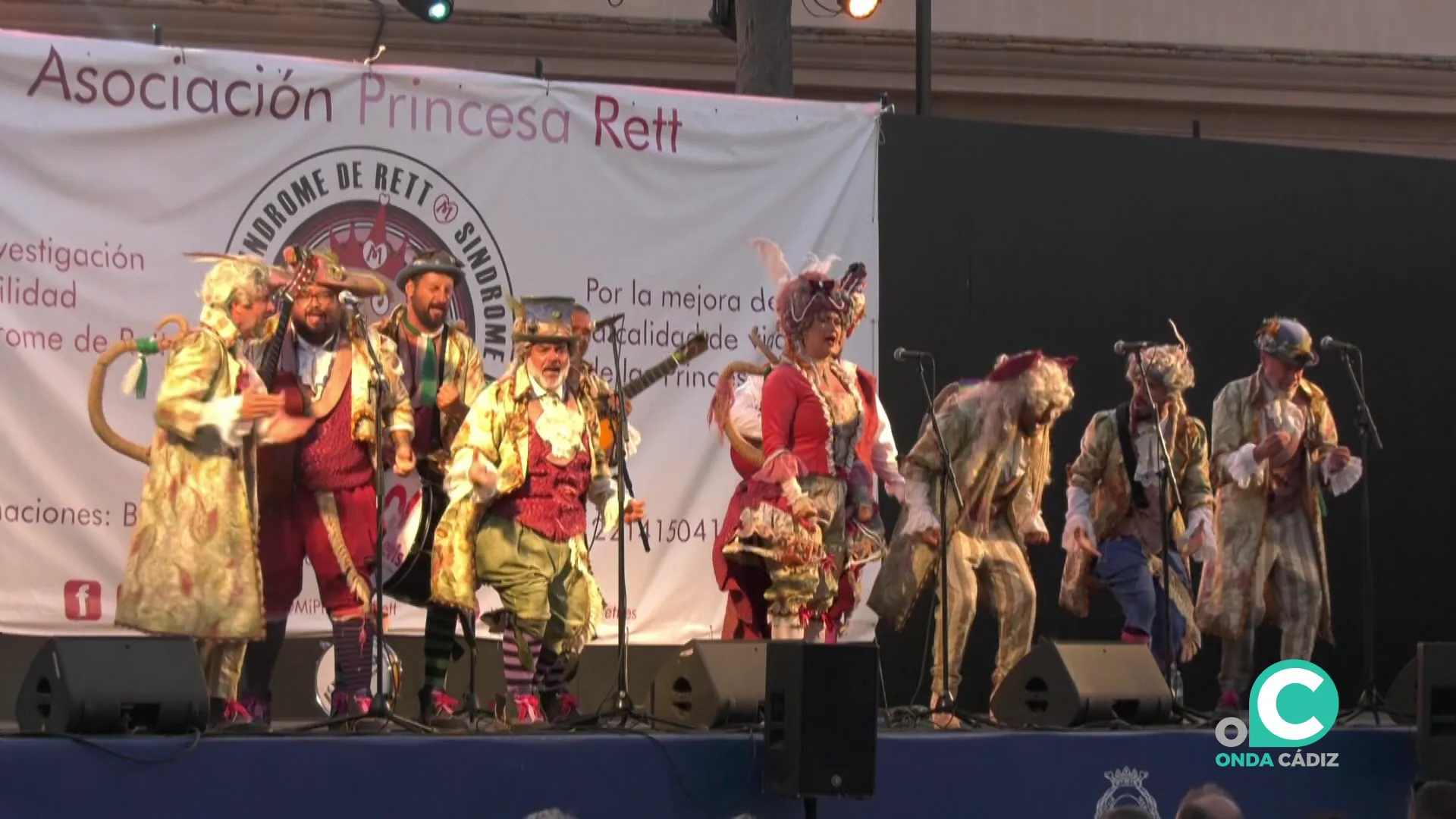 La comparsa Las Ratas durante su actuación en la cita