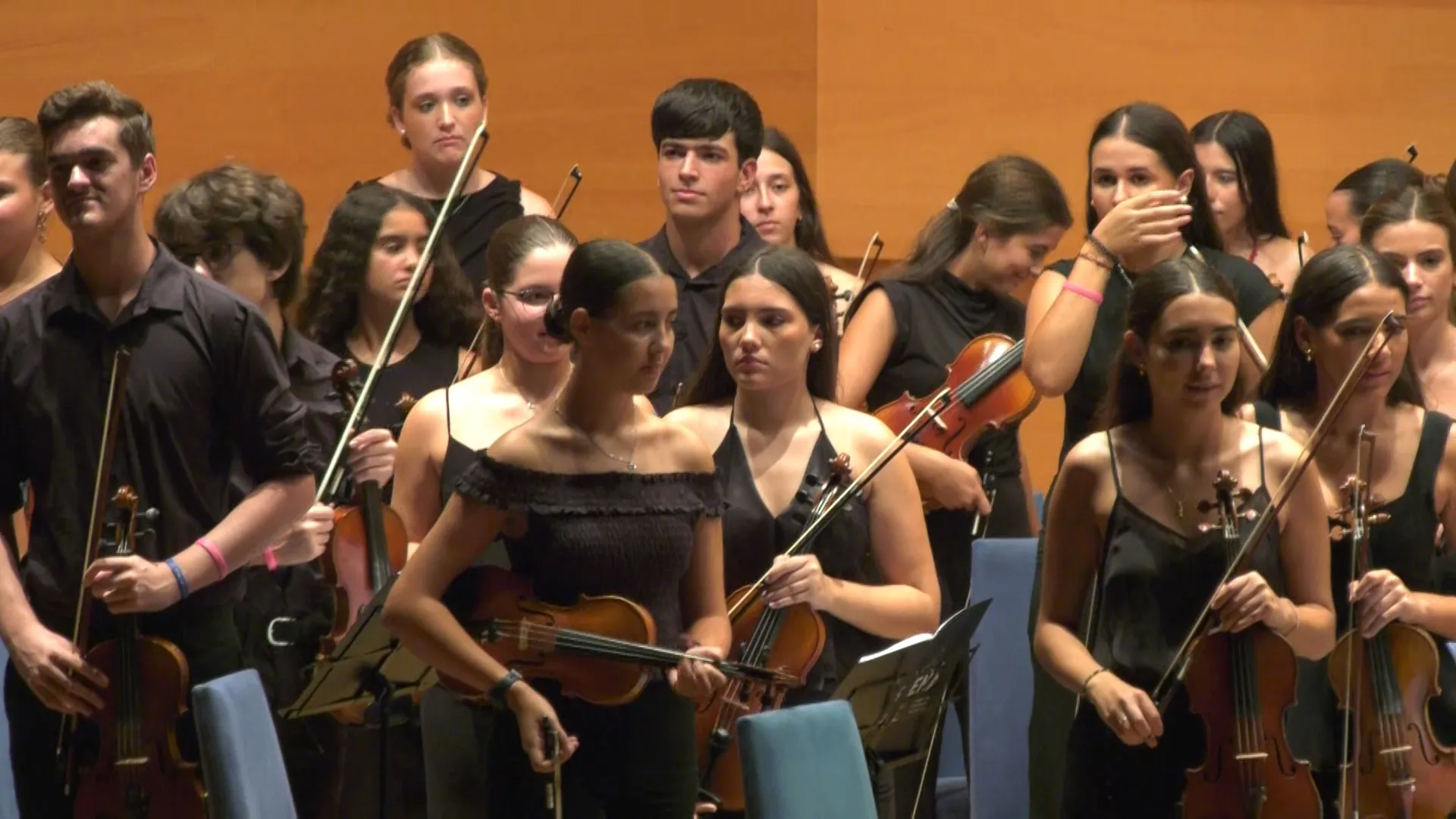 Los estudiantes de los conservatorios de la provincia ofrecen un concierto en el Palacio de Congresos de Cádiz 