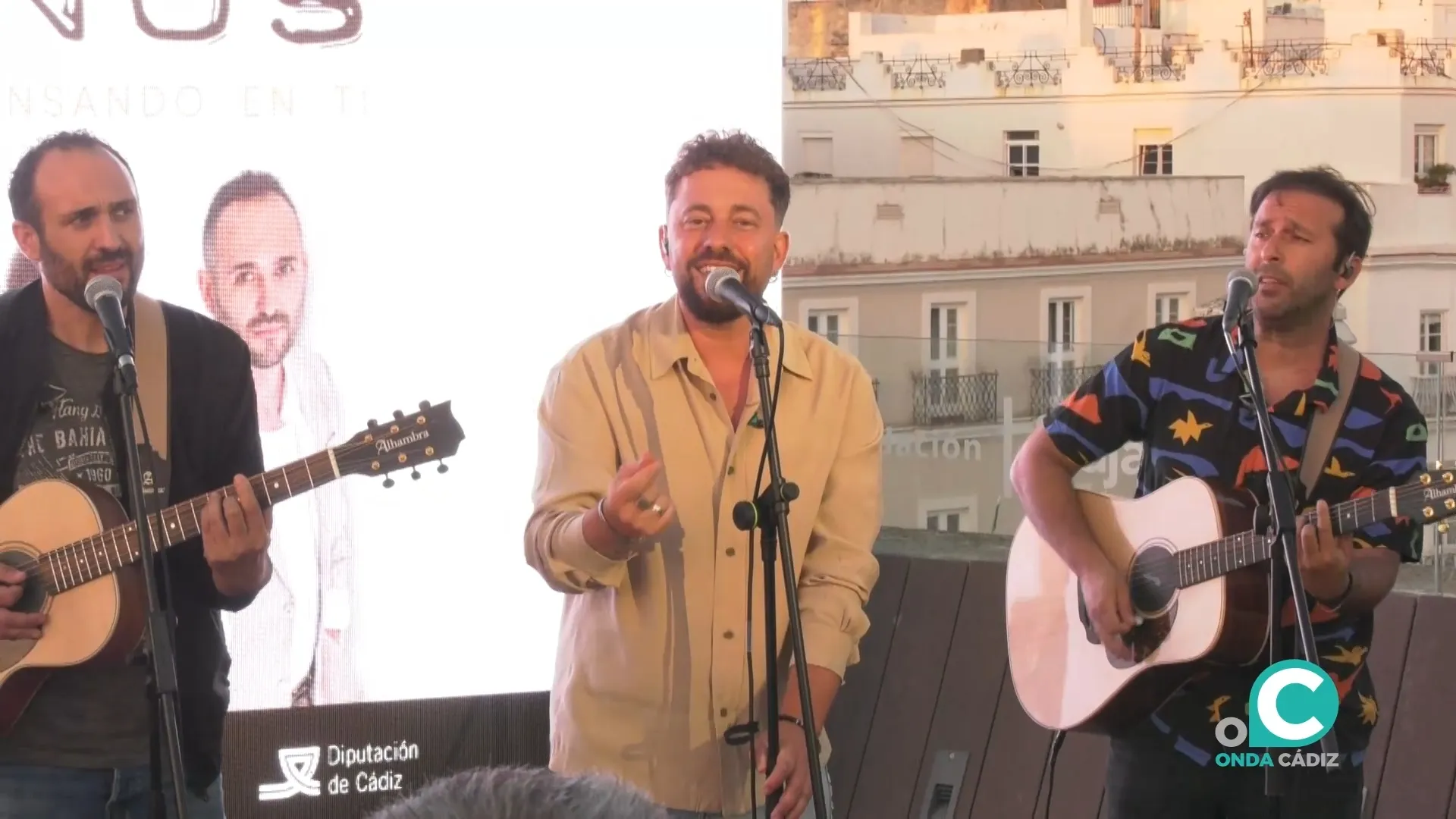 Los caños durante la presentación del concierto en Cajasol 