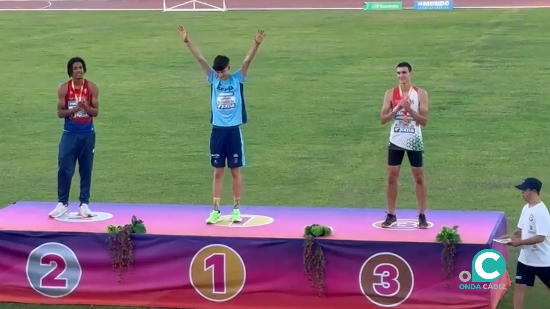 Leandro Andría Fernández se proclama Campeón de España de Atletismo en la modalidad de salto de altura.