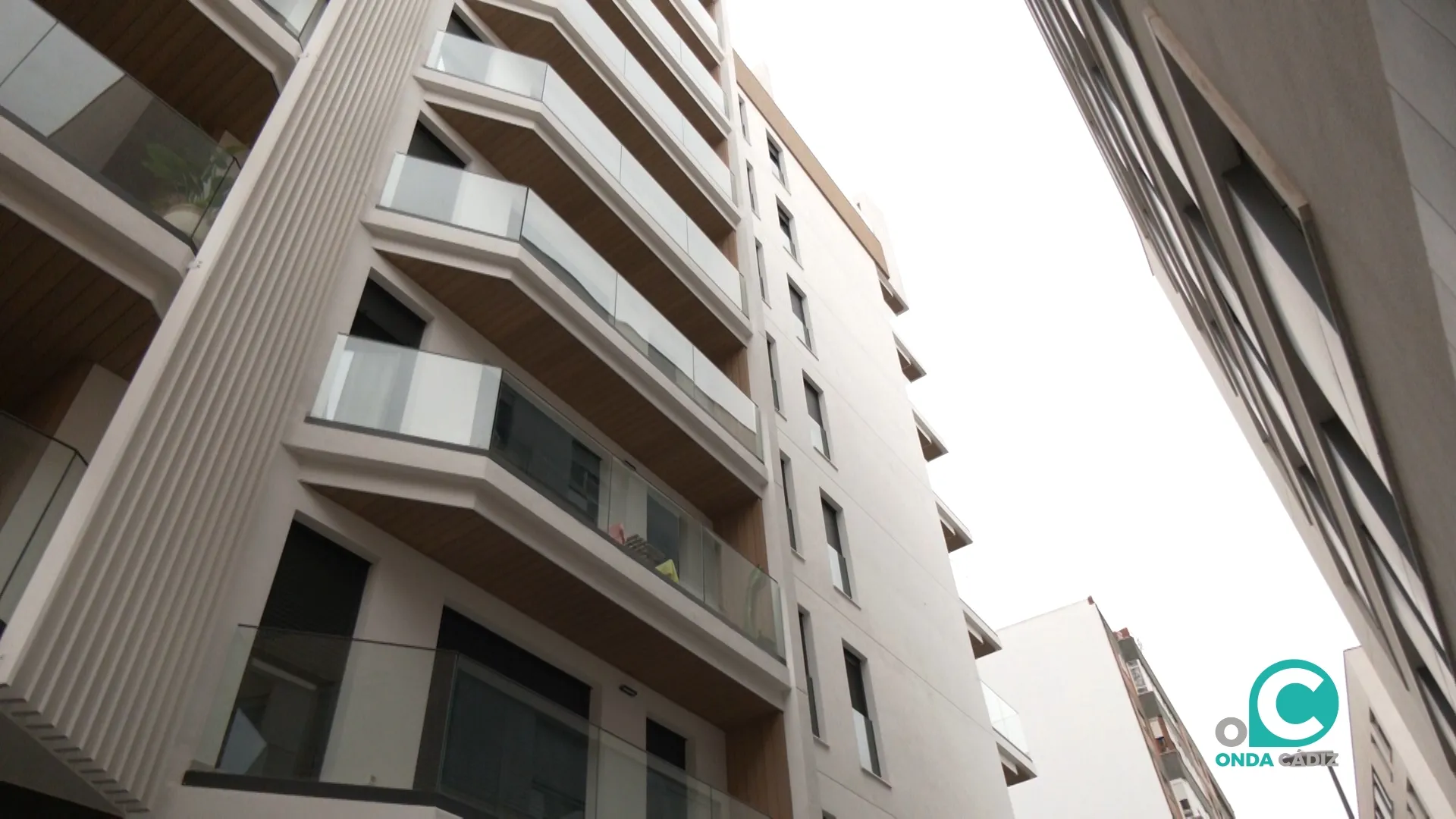 Inmueble residencial Las Cortes, donde se ha producido esta mañana el incendio. 