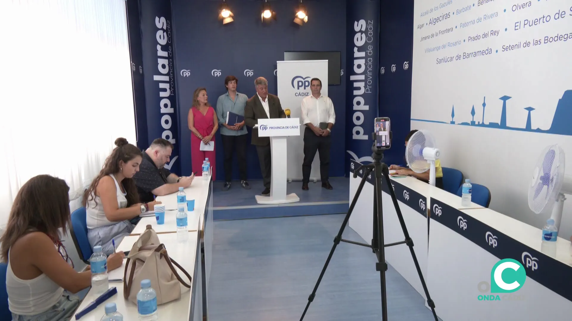 Un momento de la rueda de prensa celebrada este lunes en la sede de sede de la formación