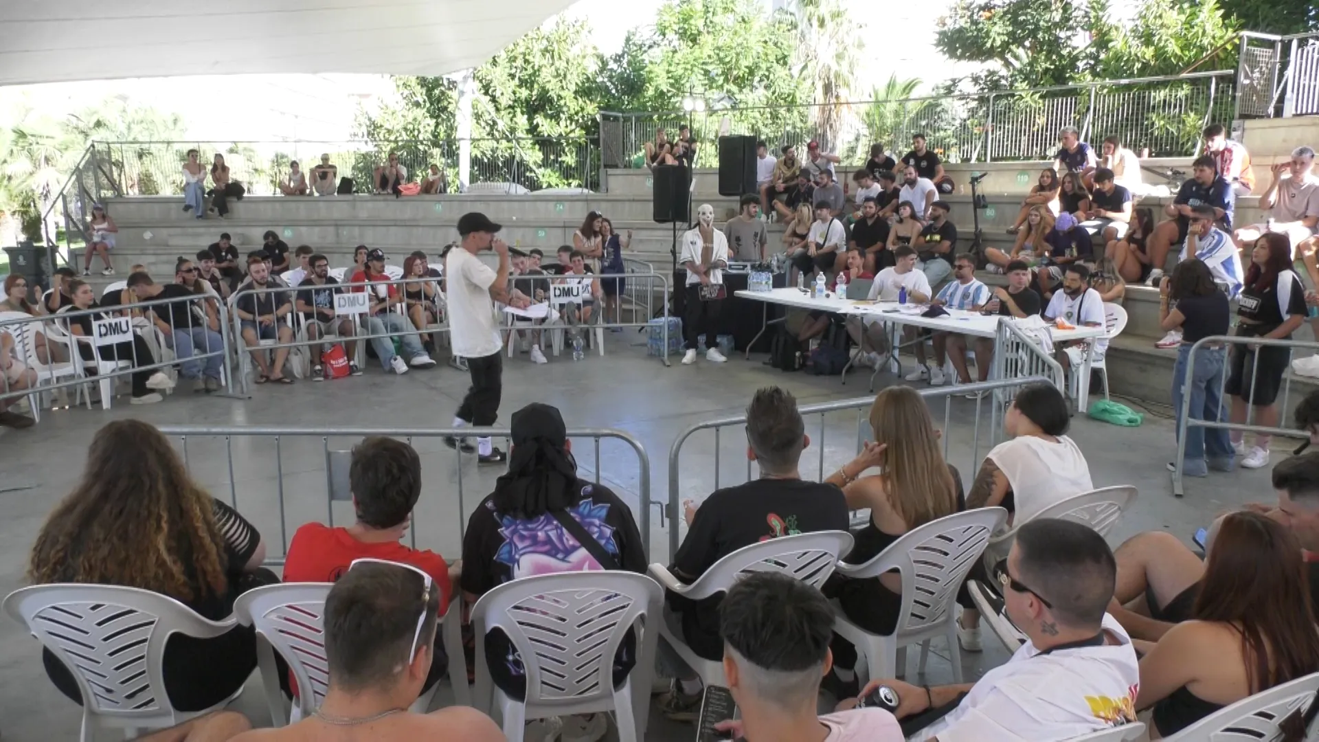 Macro Batalla de Gallos en el Auditorio de Costarrica