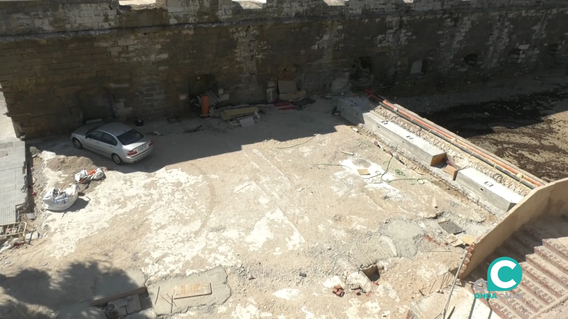 Imagen de las obras de la nueva plaza en la Punta de San Felipe. 