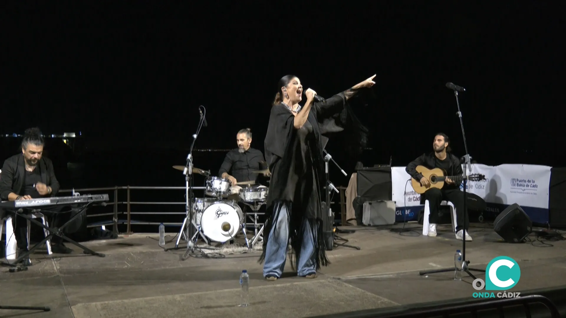 Imagen del espectáculo de la cantaora gaditana Anabel Rivera en la Race Village. 