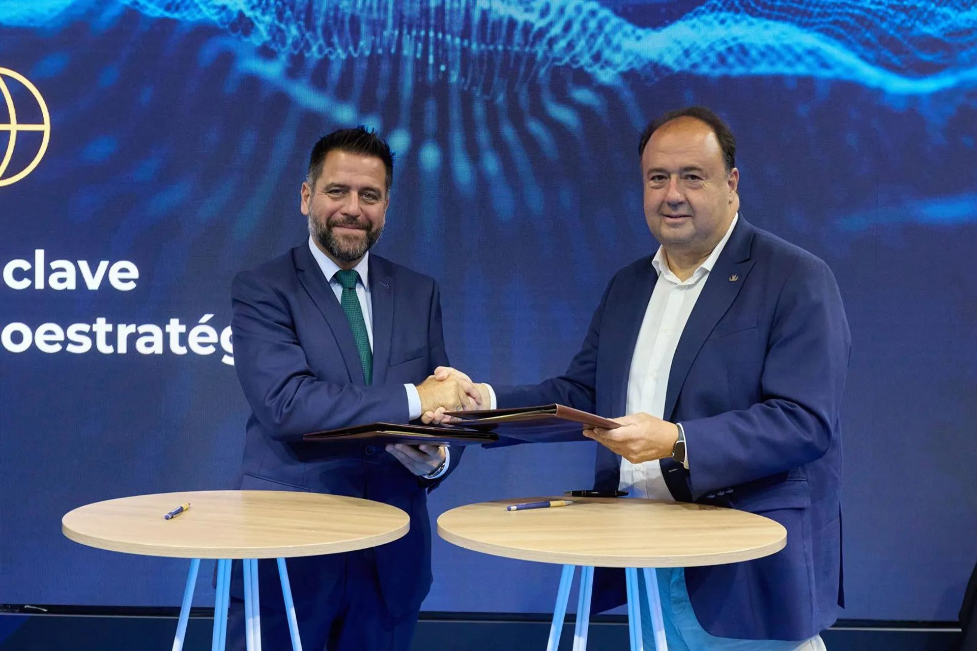 El delegado de la Zona Franca de Cádiz y el rector de la Universidad de Cádiz, suscriben convenio para organizar el Blue Zone Forum de 2026