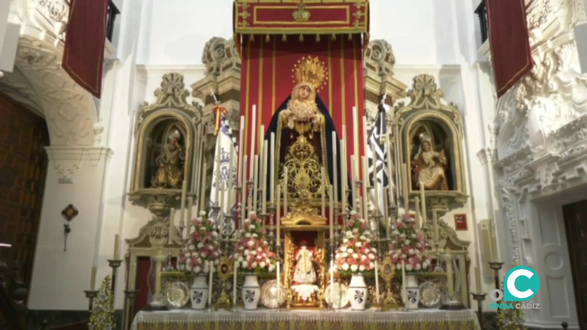 Imagen de María Santísima Reina de Todos los Santos.