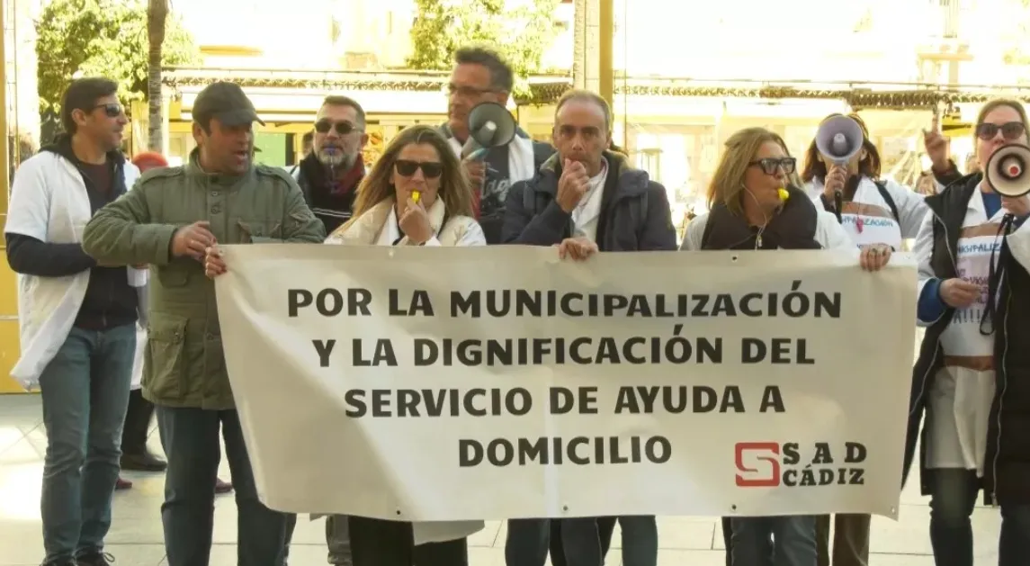 Izquierda Unida ha denunciado irregularidades de la empresa concesionaria