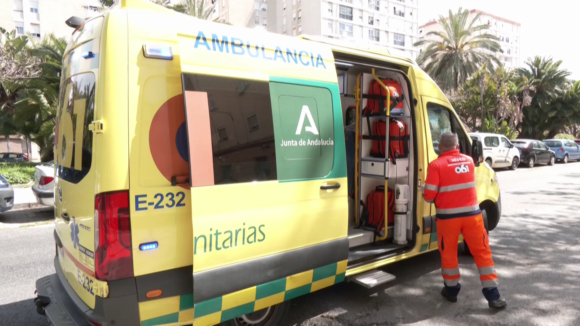 Ambulancia de emergencias durante un servicio de actuación