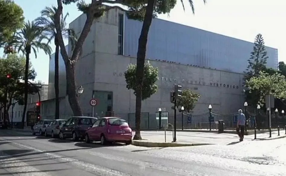 El IMD aprueba el proyecto para la mejora de la impermeabilización del pabellón del casco histórico.