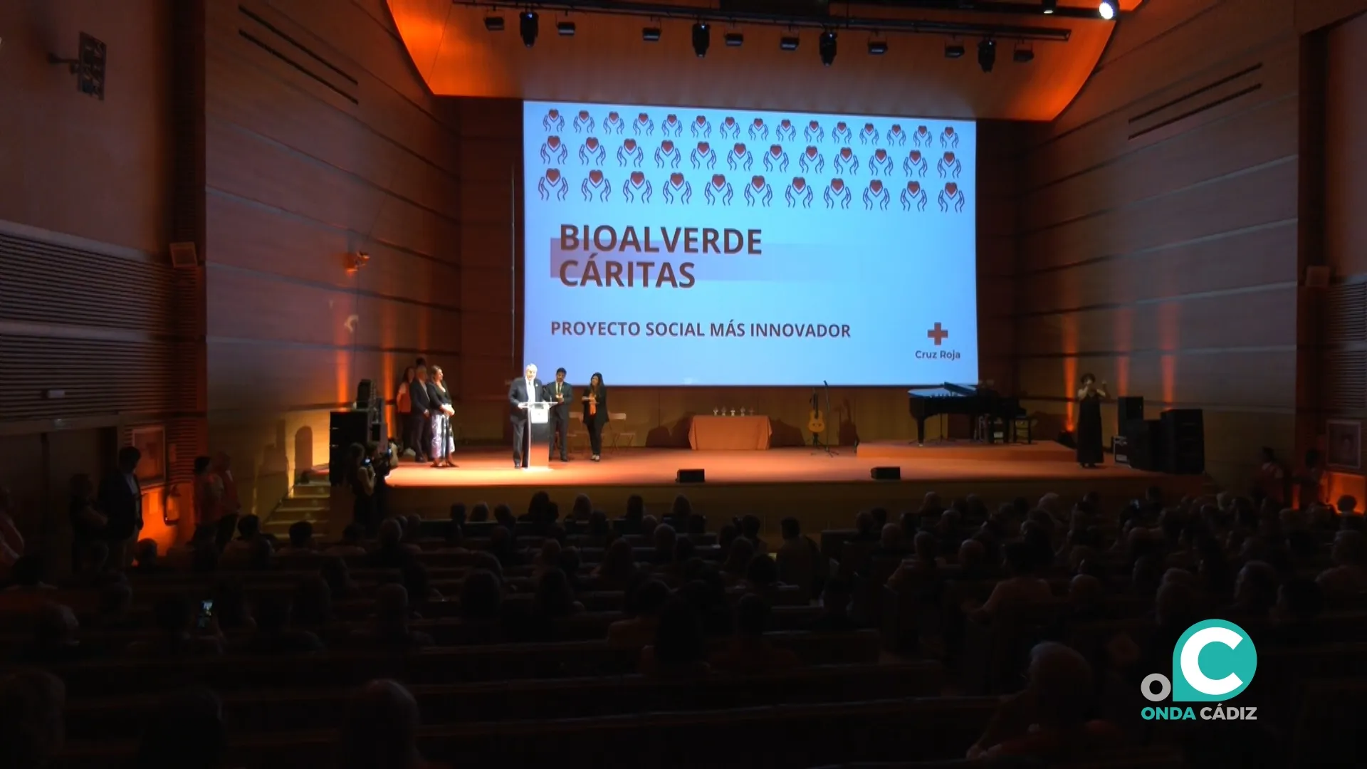 Los V Premios CREA+ de Cruz Roja se celebraron este jueves en el Palacio de Congresos de Cádiz. 