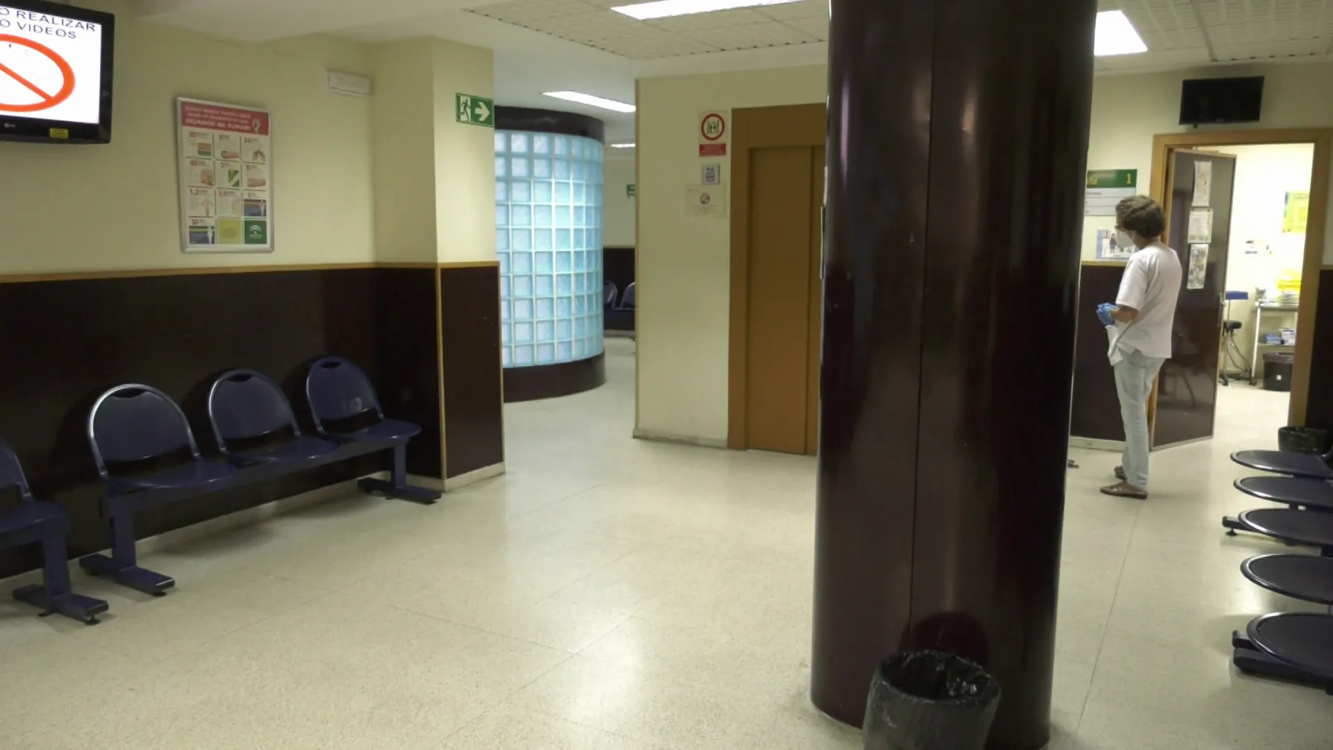 Interior de la zona de consultas del edificio