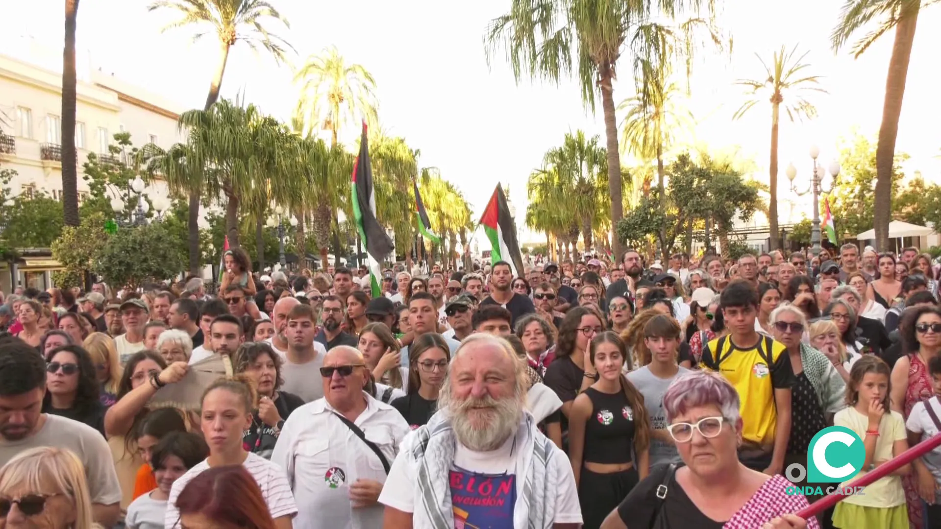 Un momento del acto de protesta en la plaza de San Juan de Dios el pasado jueves