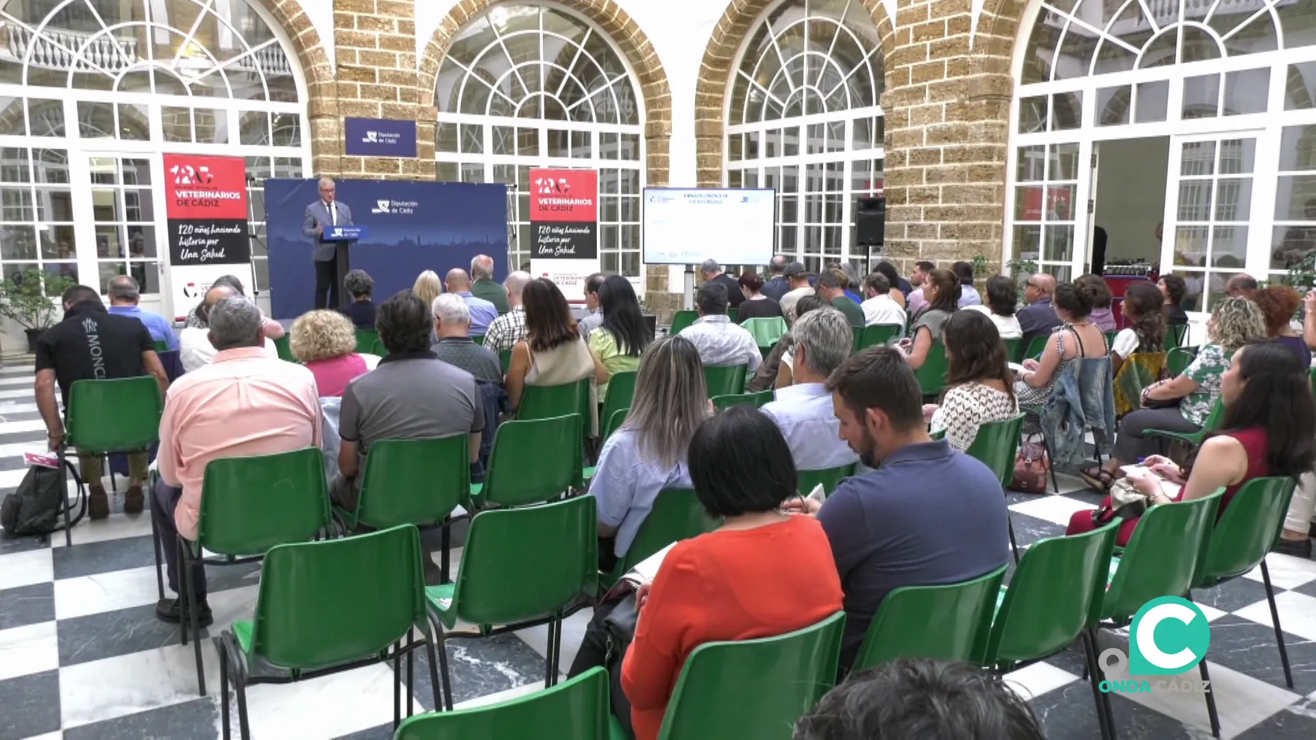 Se trata de un foro de diálogo y debate para ofrecer soluciones ante los desafíos en las ciudades en torno a esta realdiad