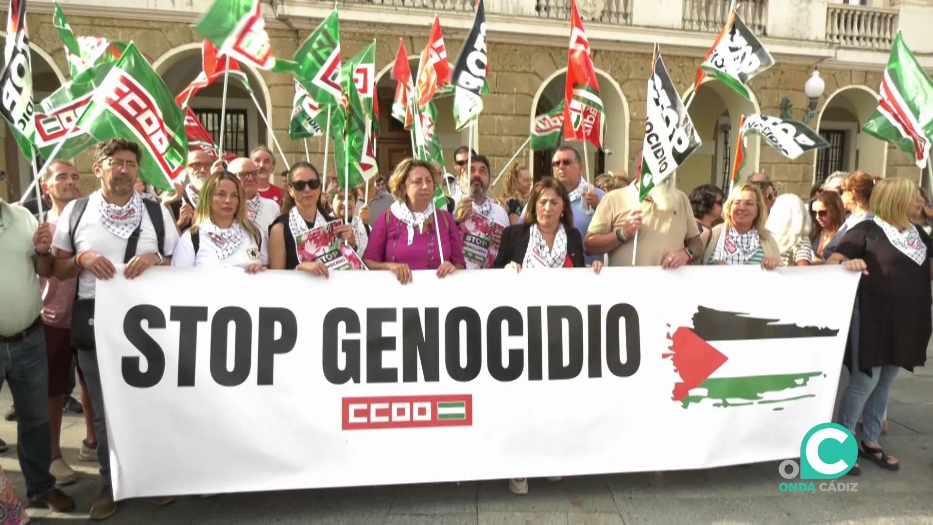 Momento de la concentración de este miércoles en la plaza de San Juan de Dios