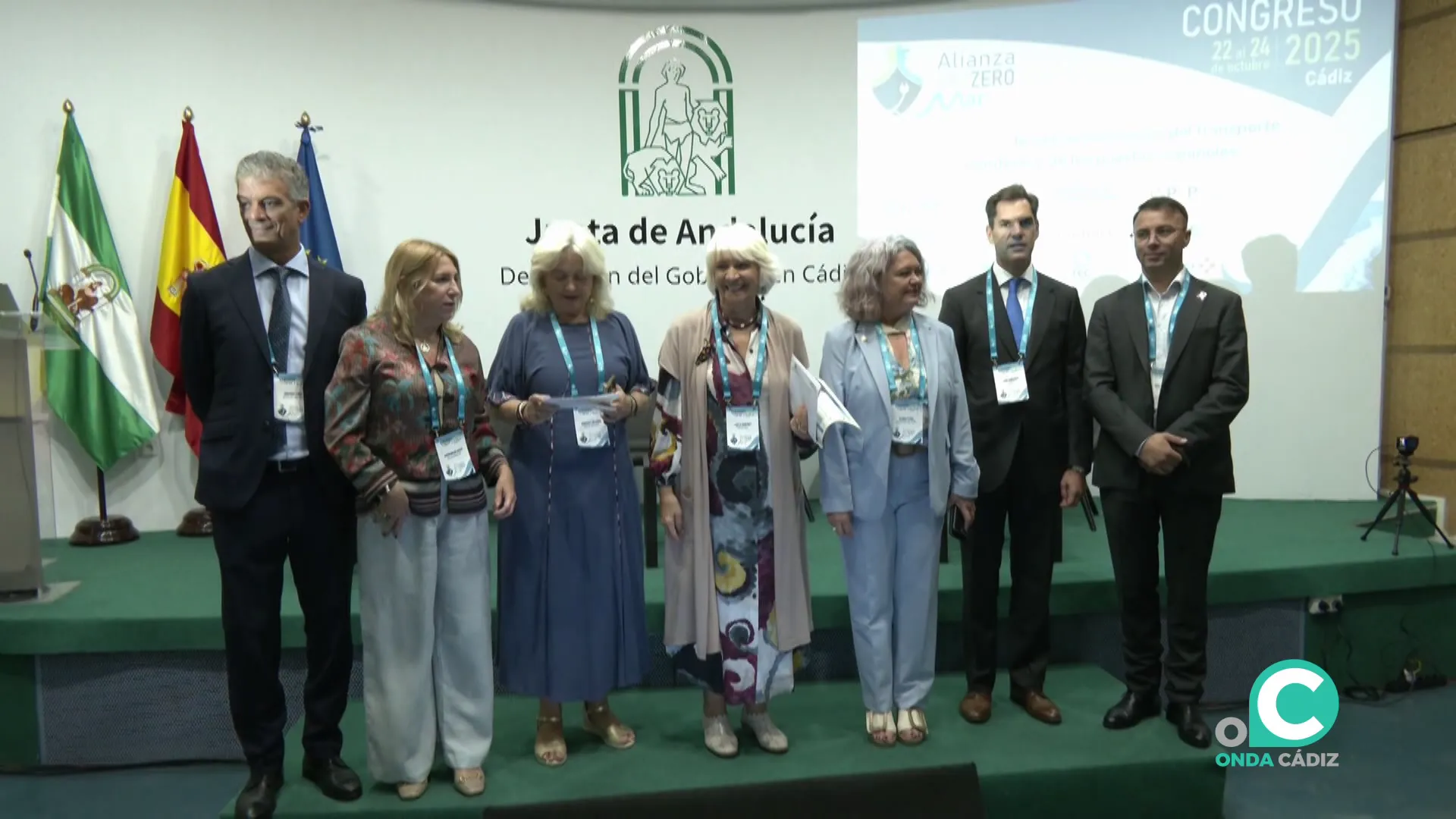 Autoridades y representantes de la Fundación Valenciaport presentes en la cita