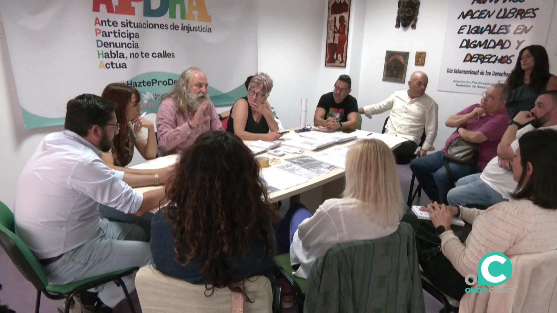 Miembros de la plataforma durante la rueda de prensa este martes ante los medios