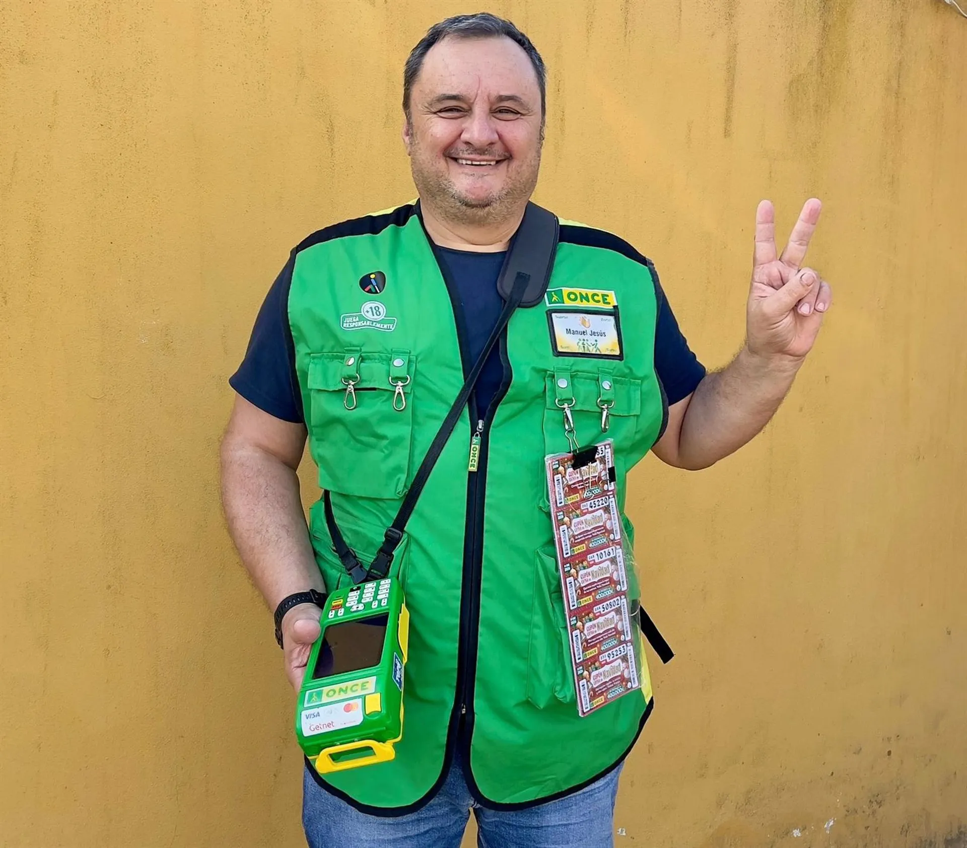 Manuel Valverde, vendedor de la ONCE en Chiclana de la Frontera.