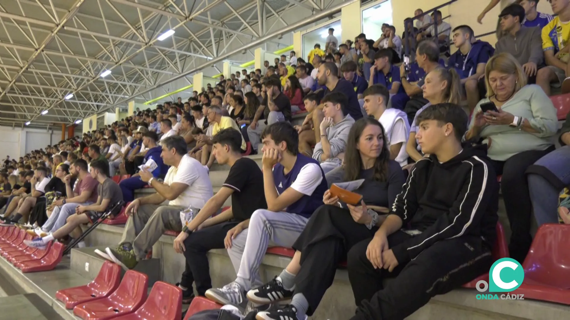 Público durante uno de los encuentros ligueros del equipo gaditano