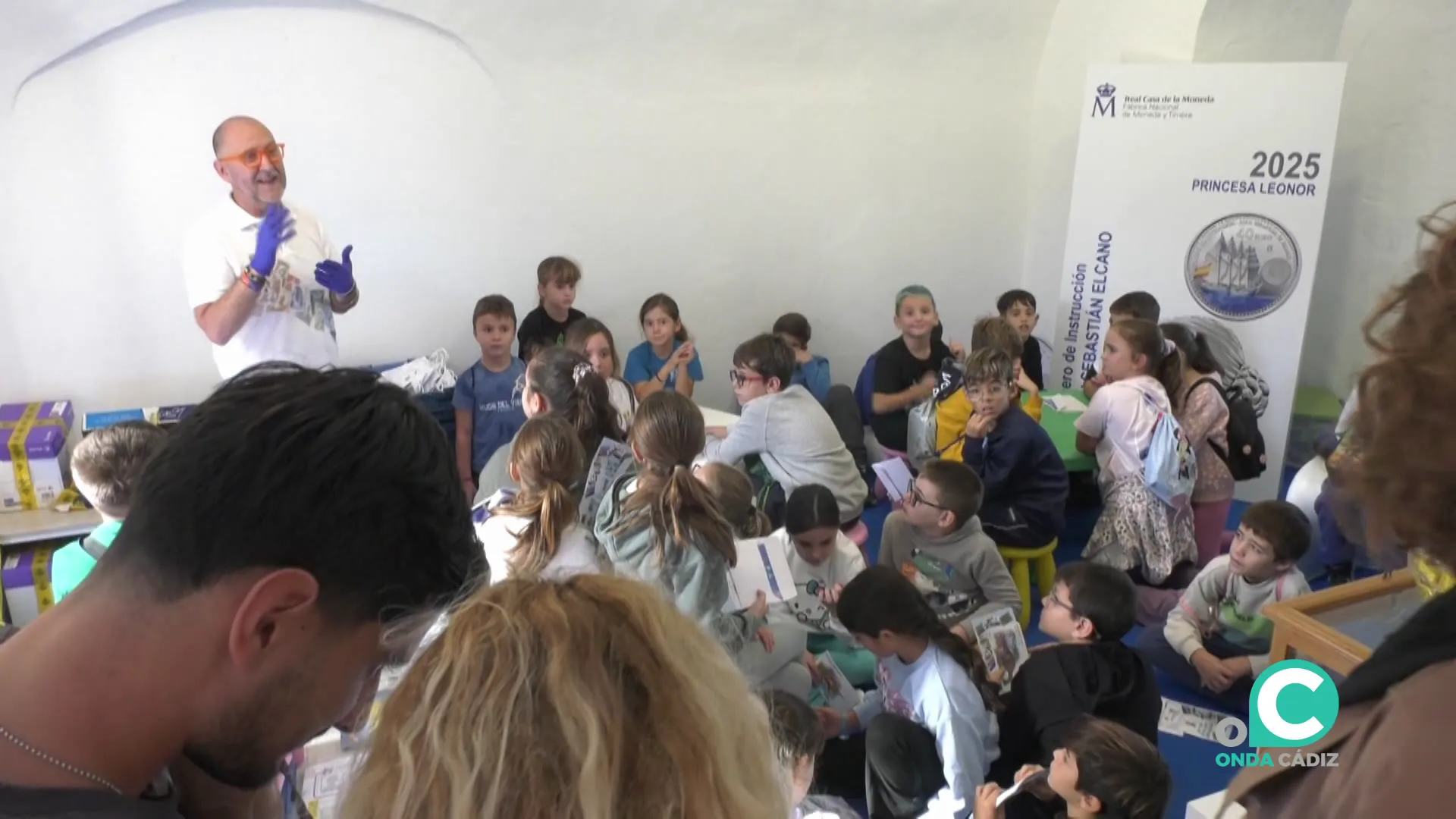 Escolares durante una de las actividades de la cita