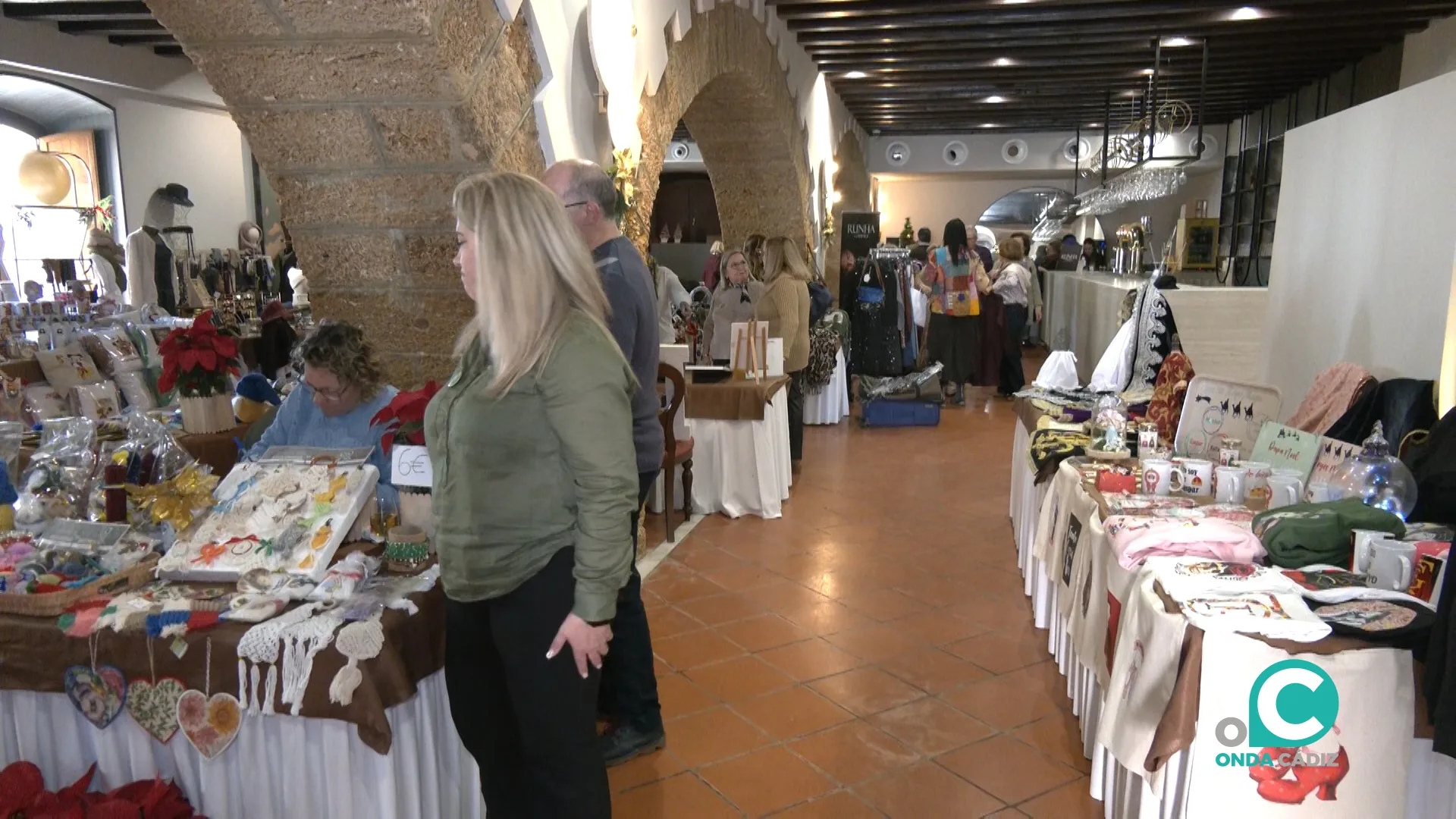 Son muchas las personas que se han acercado al Baluarte de los Mártires en la jornada de hoy.